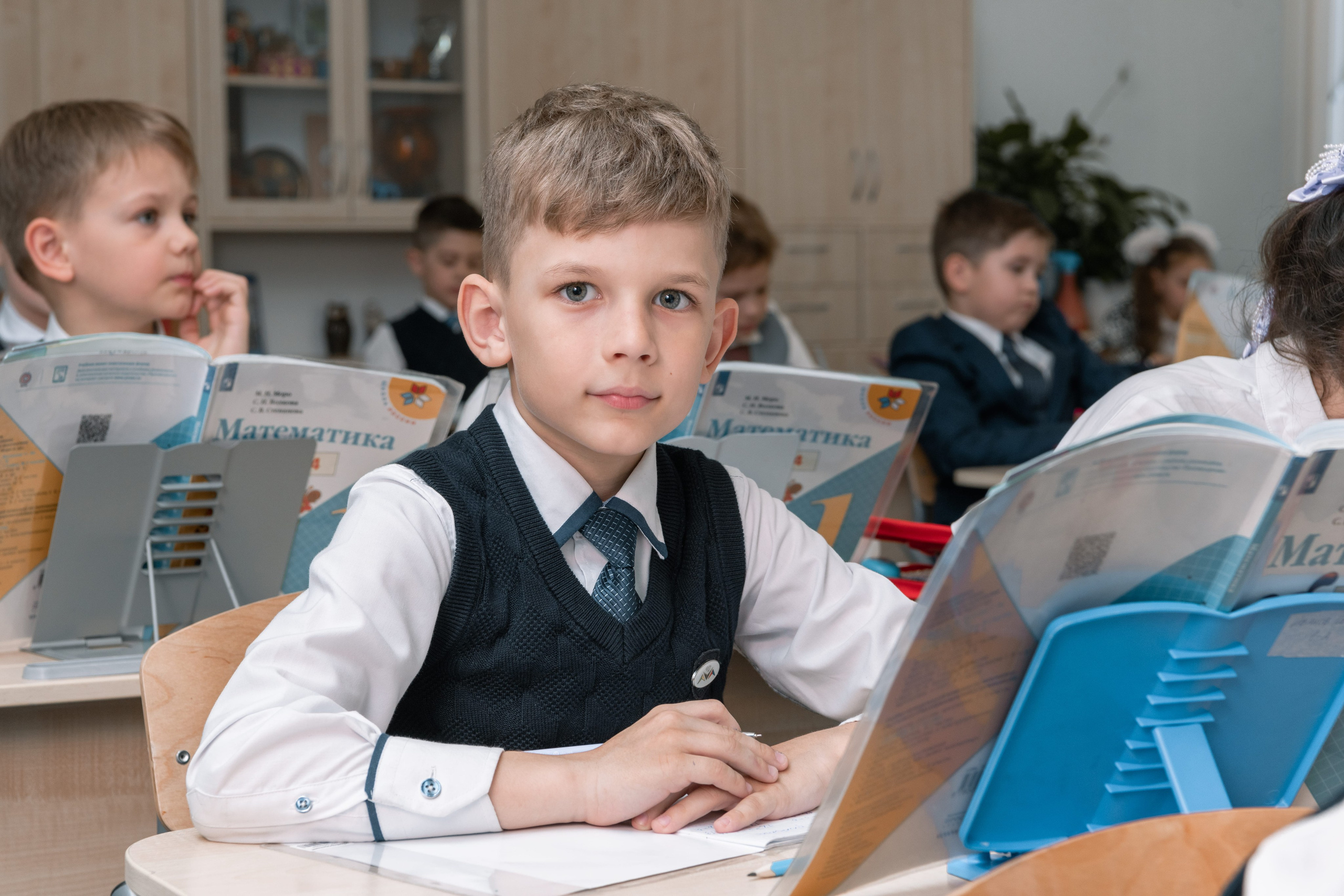 Выпускной 1 класса. Бизнес фотограф в Москве Алексей Кознев