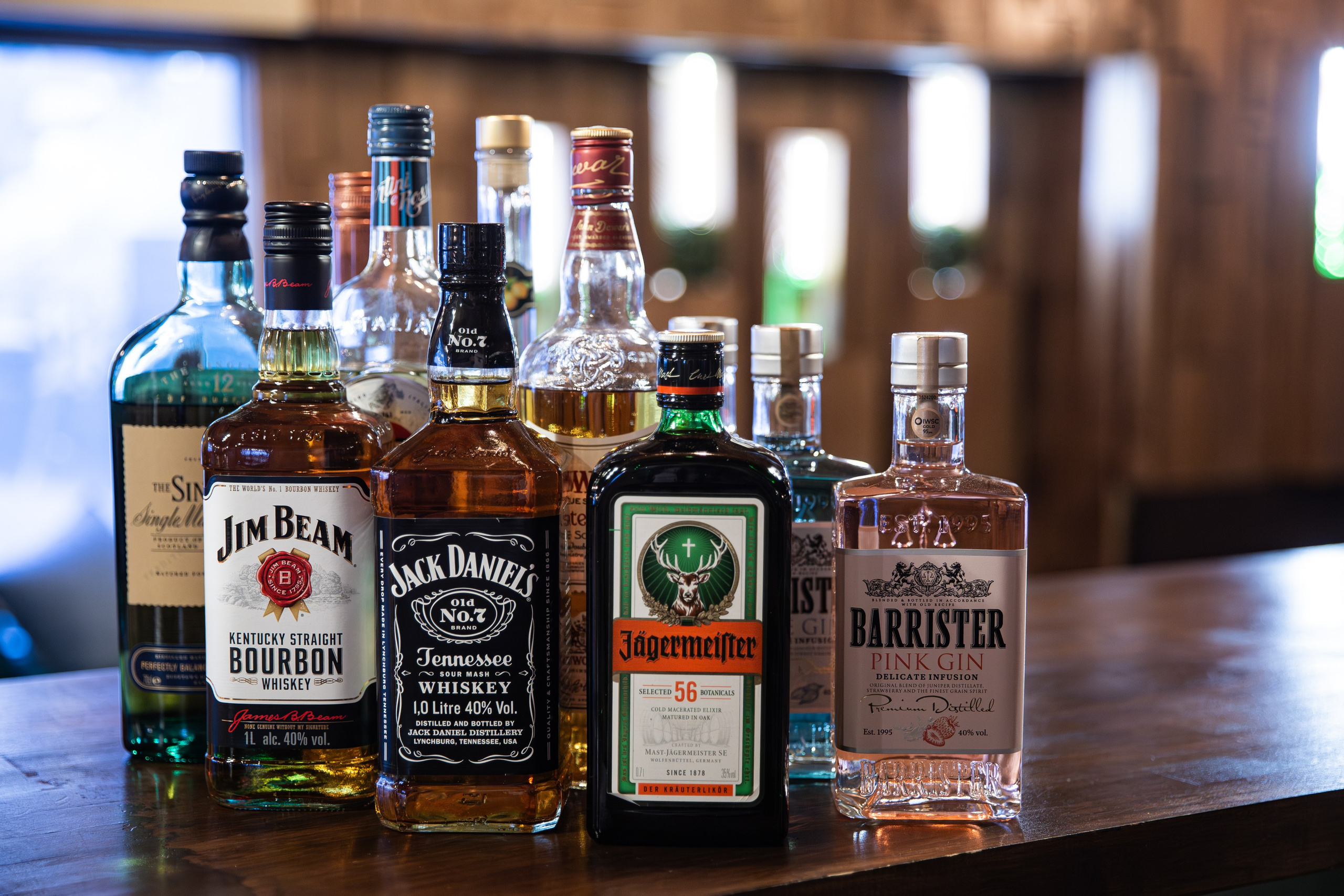 Бар Енот Романово 28. Фотограф Александр Поздняков  Новосибирск