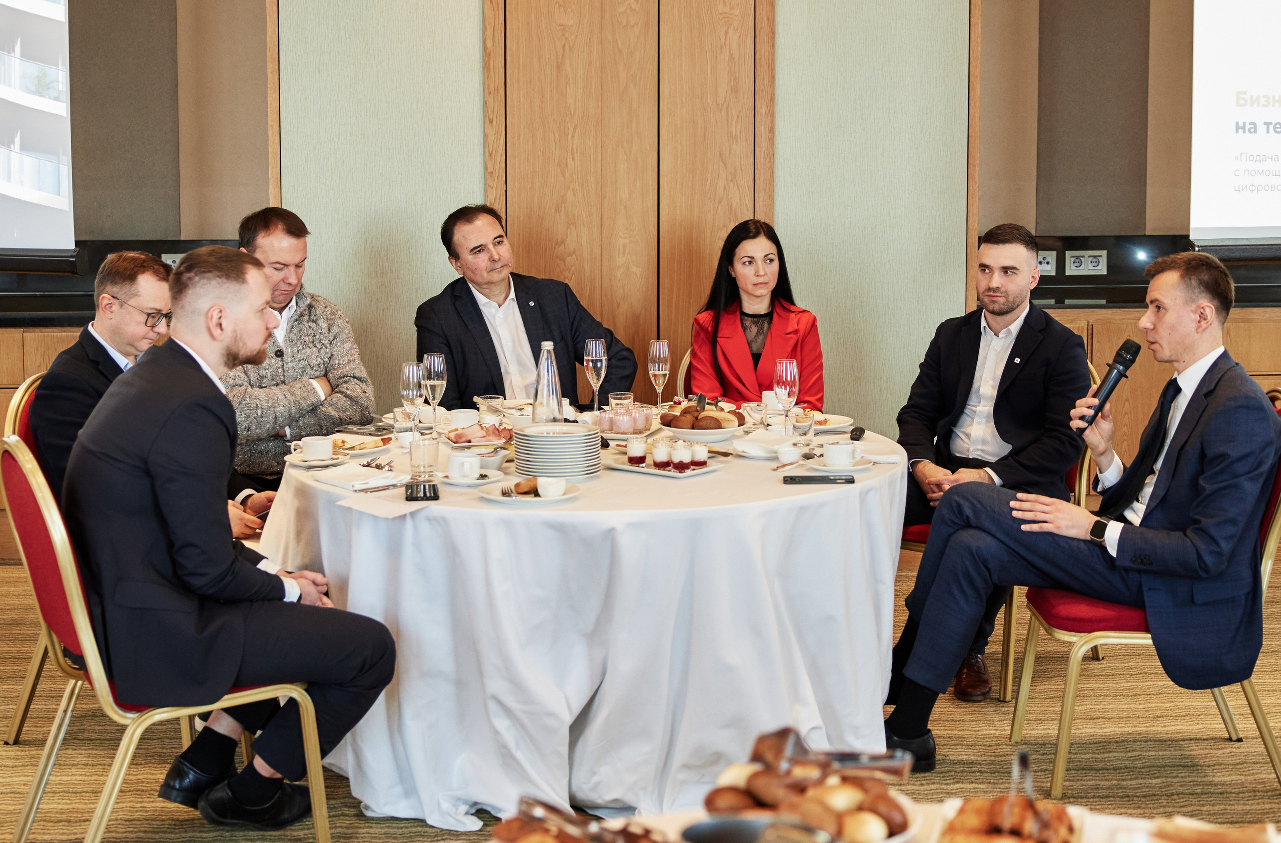 Репортажная съемка конференции в Москва сити. Репортажный фотограф Катерина Гилс Москва