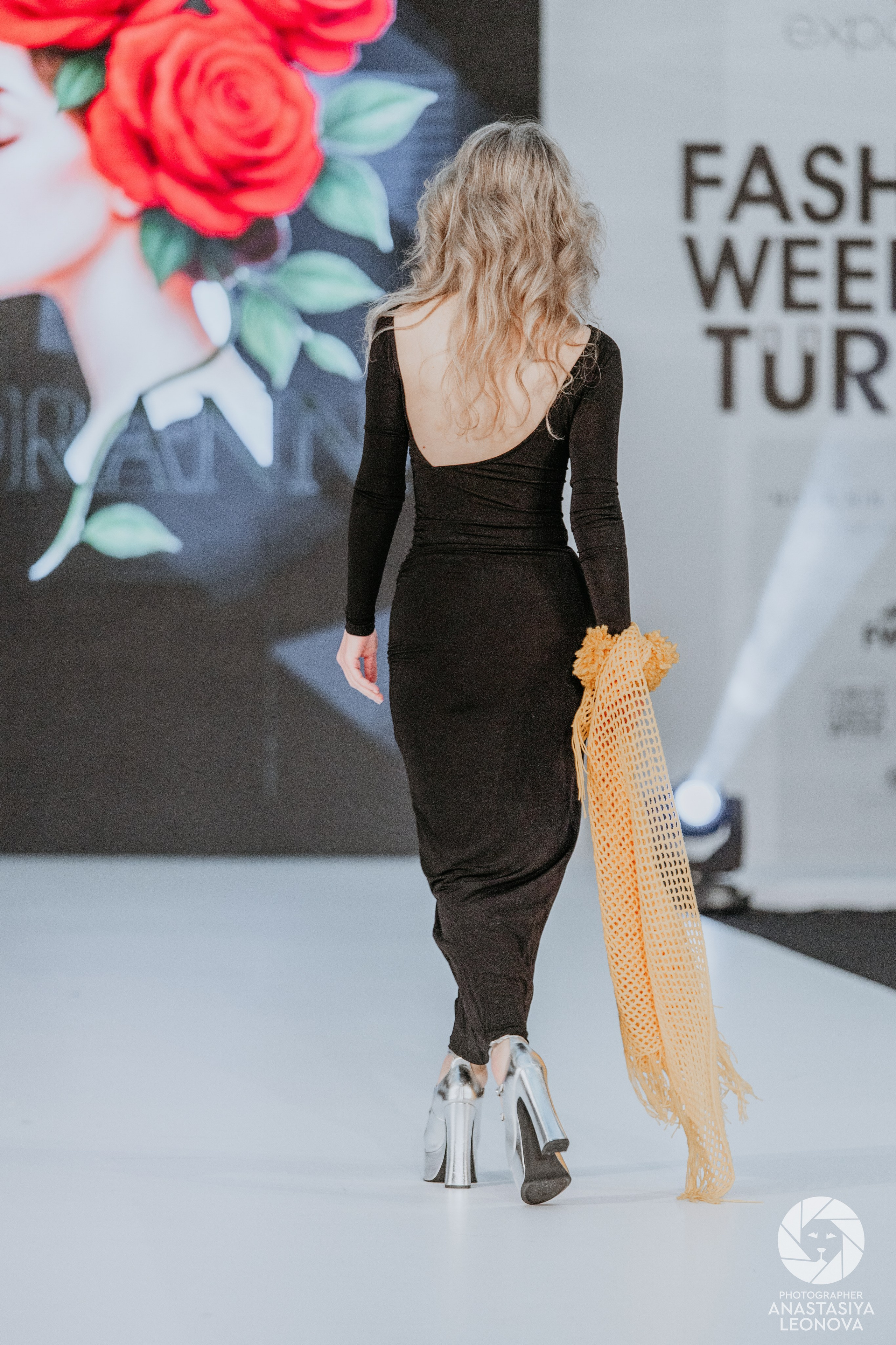 Fashion Week Türkiye [spring, 2025]. Anastasia Leonowa