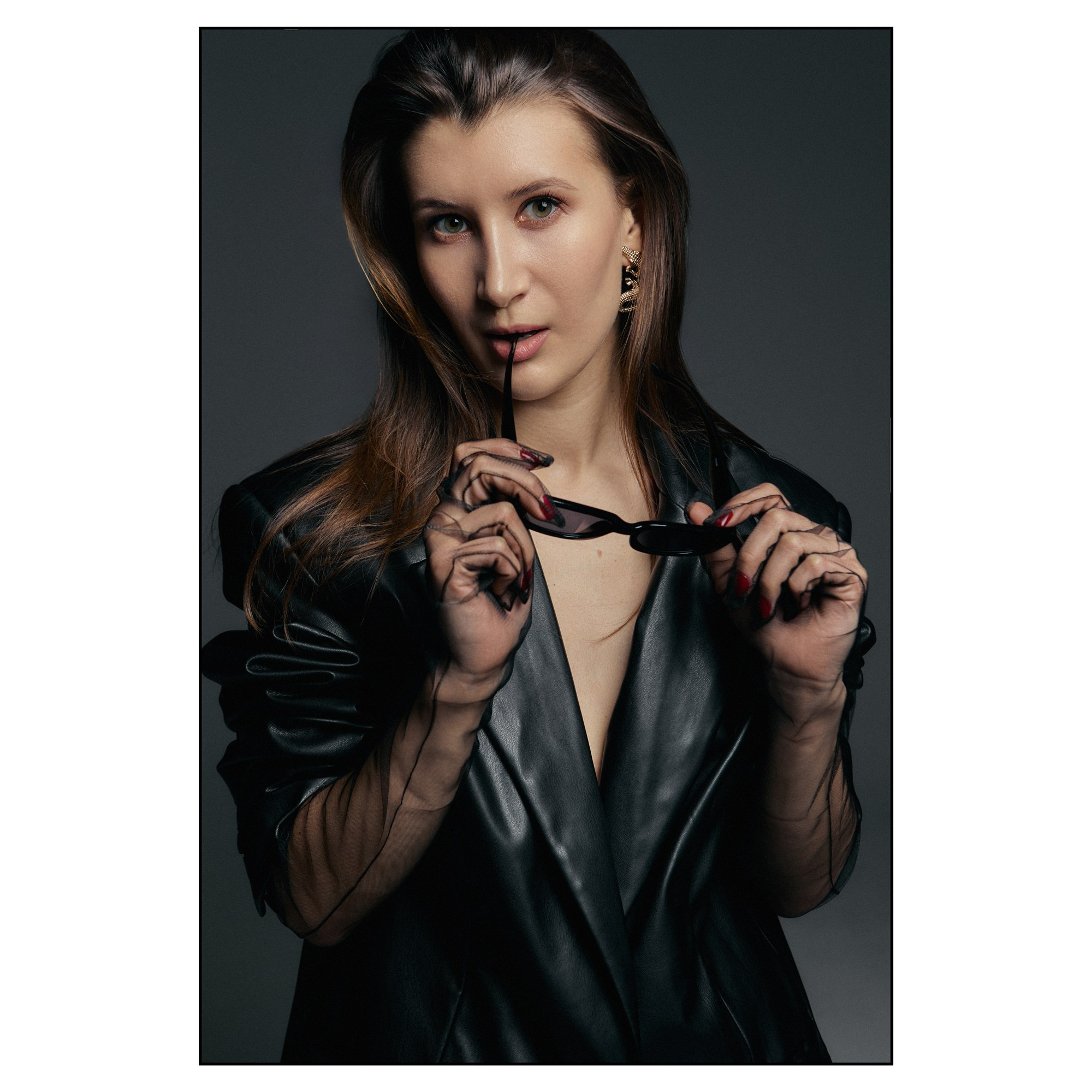 Стильная фотосессия в студии от портретного фотографа Калагиной Светланы в Москве