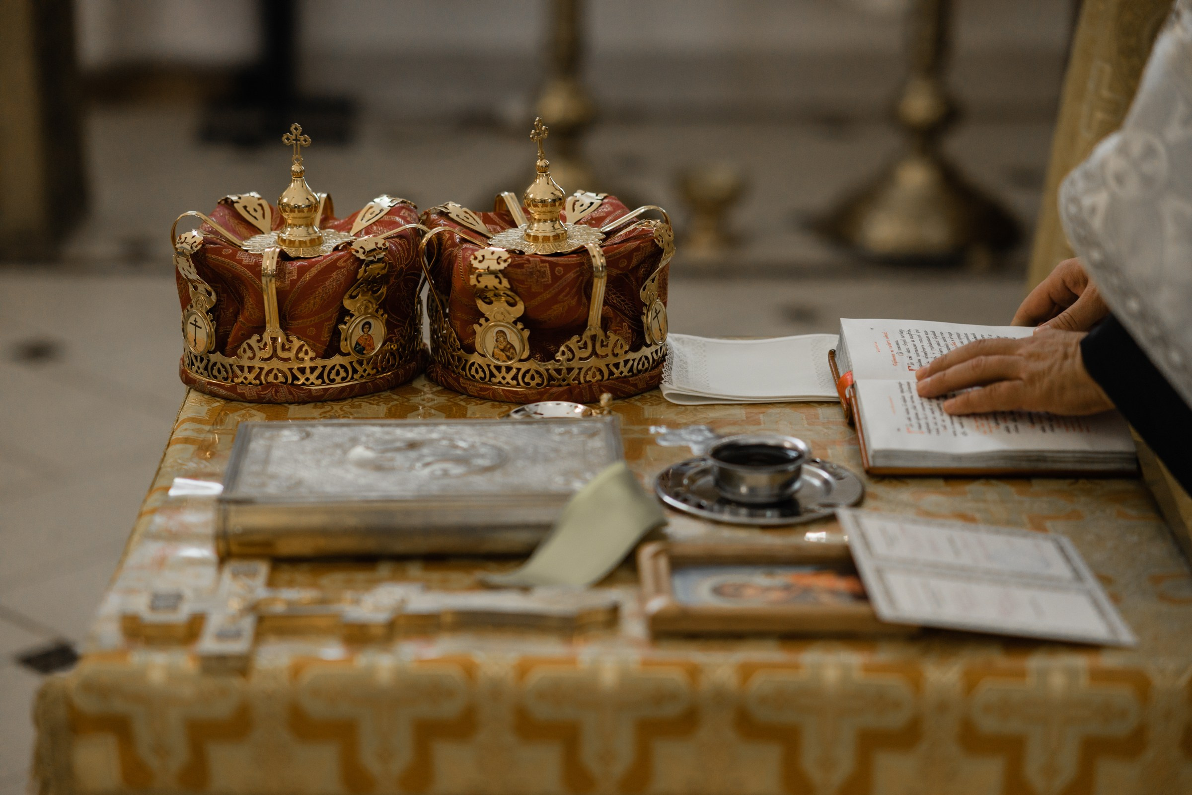 Фотосъёмка таинства венчания. Свадебный фотограф в Воронеже Куколев Илья