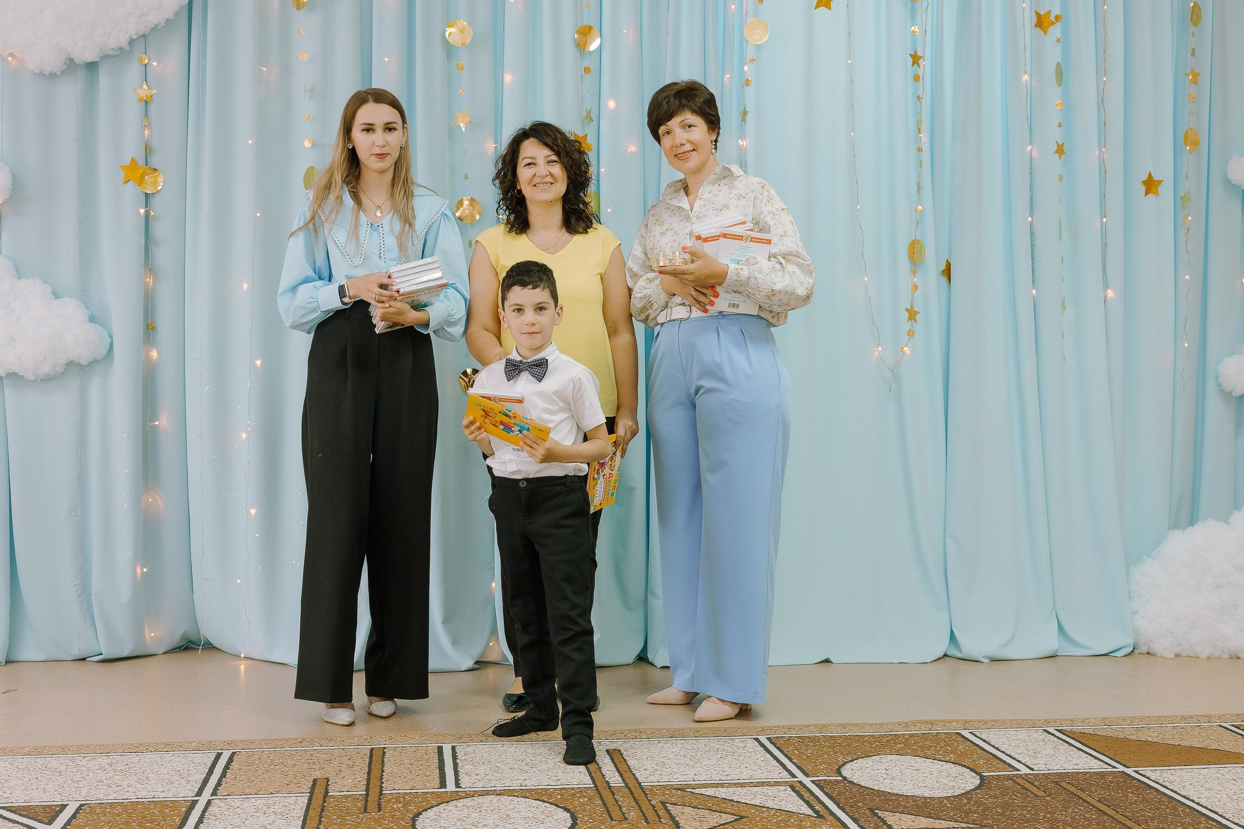 Выпускной в ДС -29. Выпускные альбомы Натальи Бутко: Новороссийск, Анапа, Геленджик