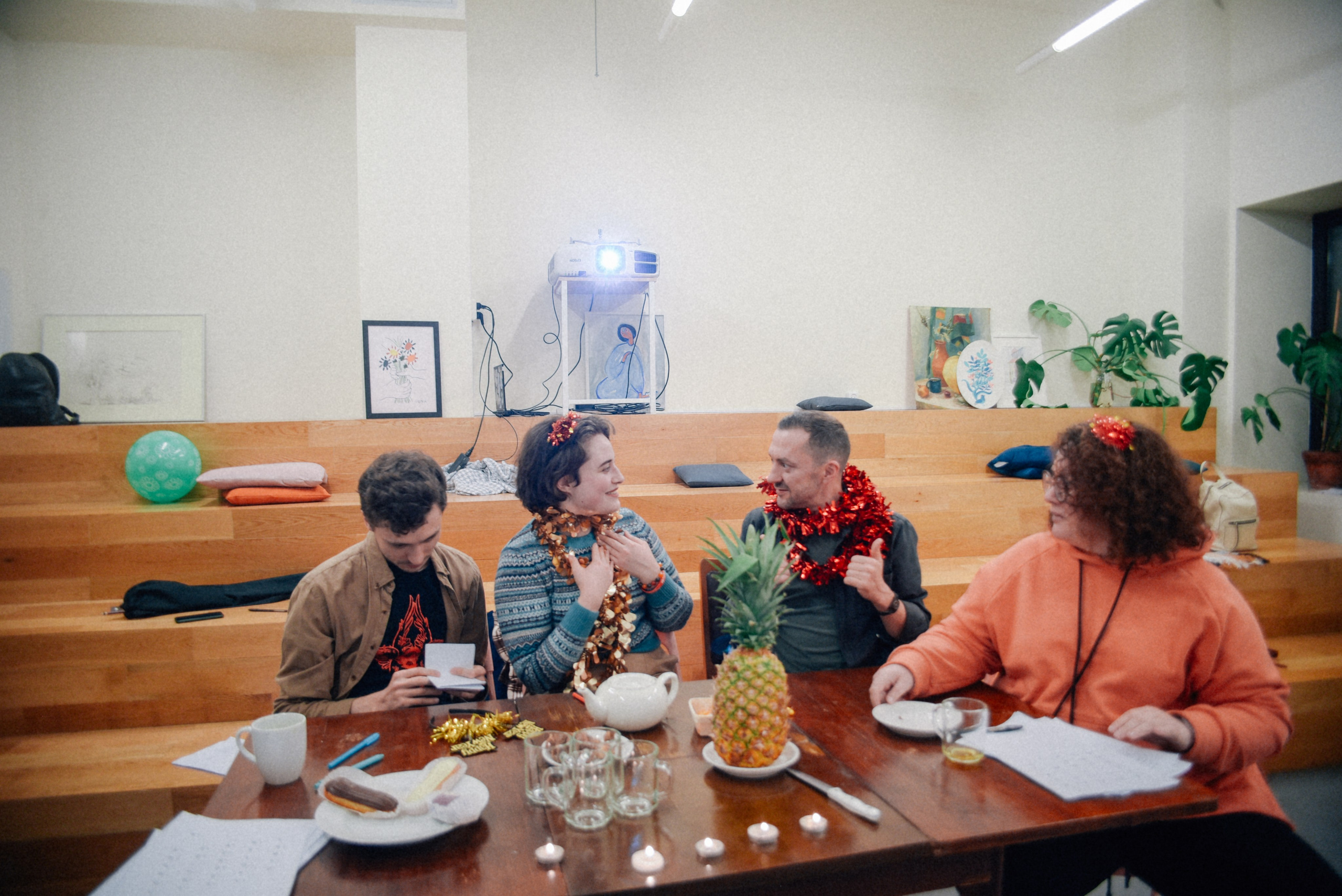 ЧТО ТЫ МЕЛЕШь Вечер вьетнамского караоке. Фотограф Лола Волна, город Москва