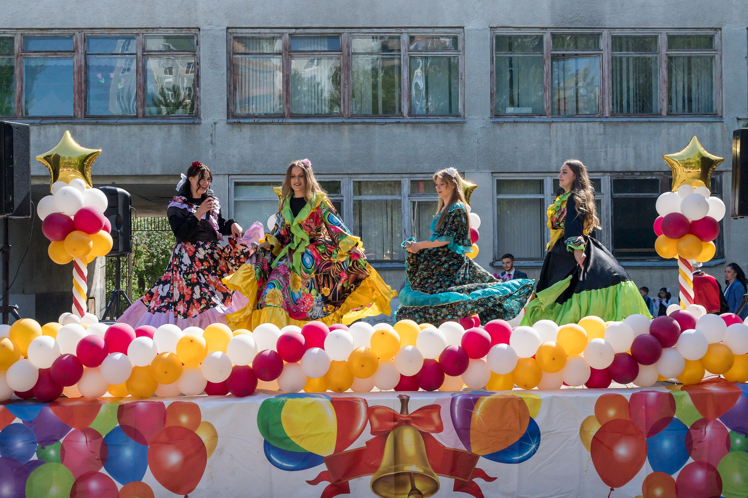 Последний звонок (старшеклассники). Детский и семейный фотограф в городе Омске Ольга Рыбина