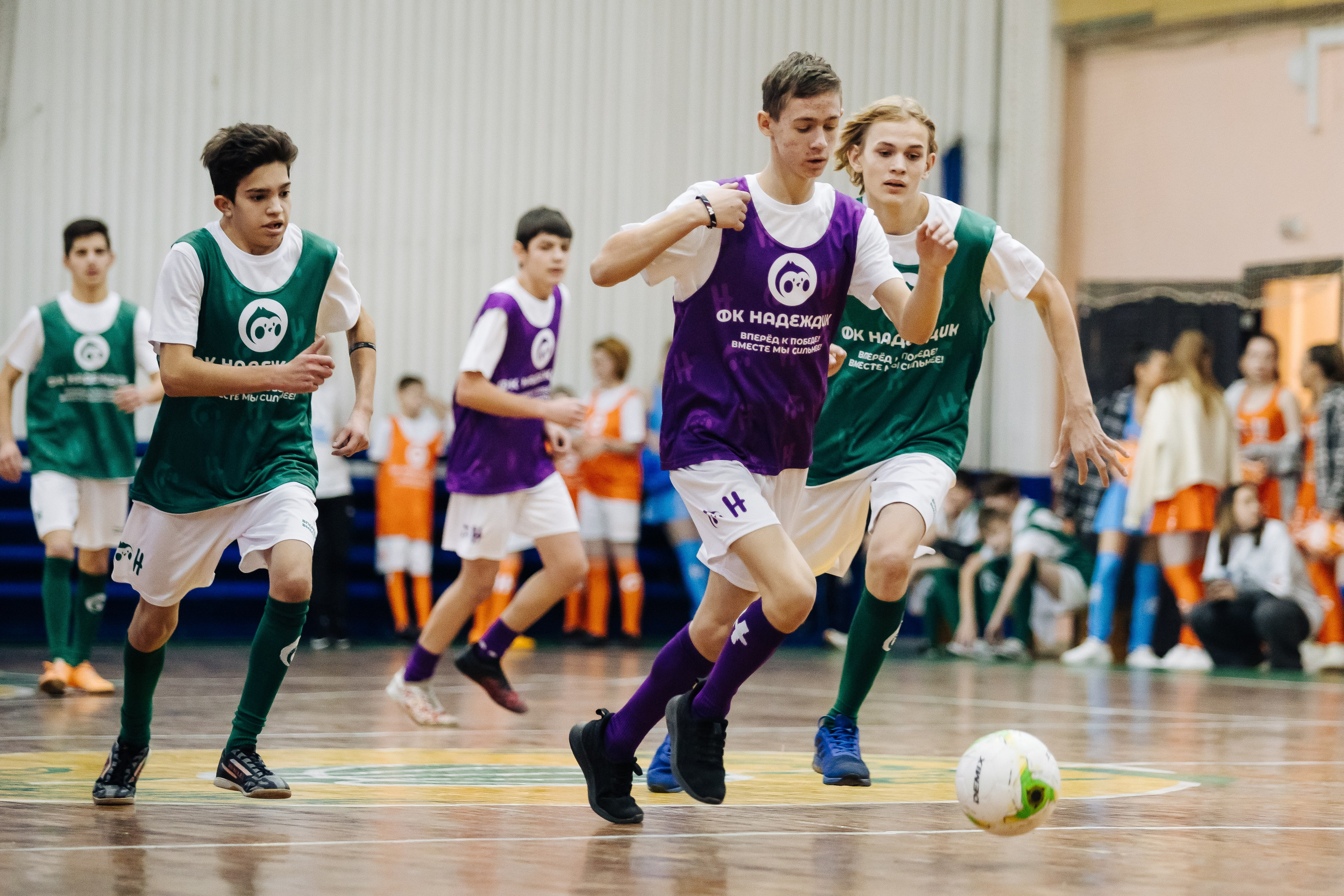 Турнир по футболу среди команд школ-интернатов Магнитогорска «Надеждик CUP» // 08.12.2024. Денис Прохоров Фотограф в г. Магнитогорск