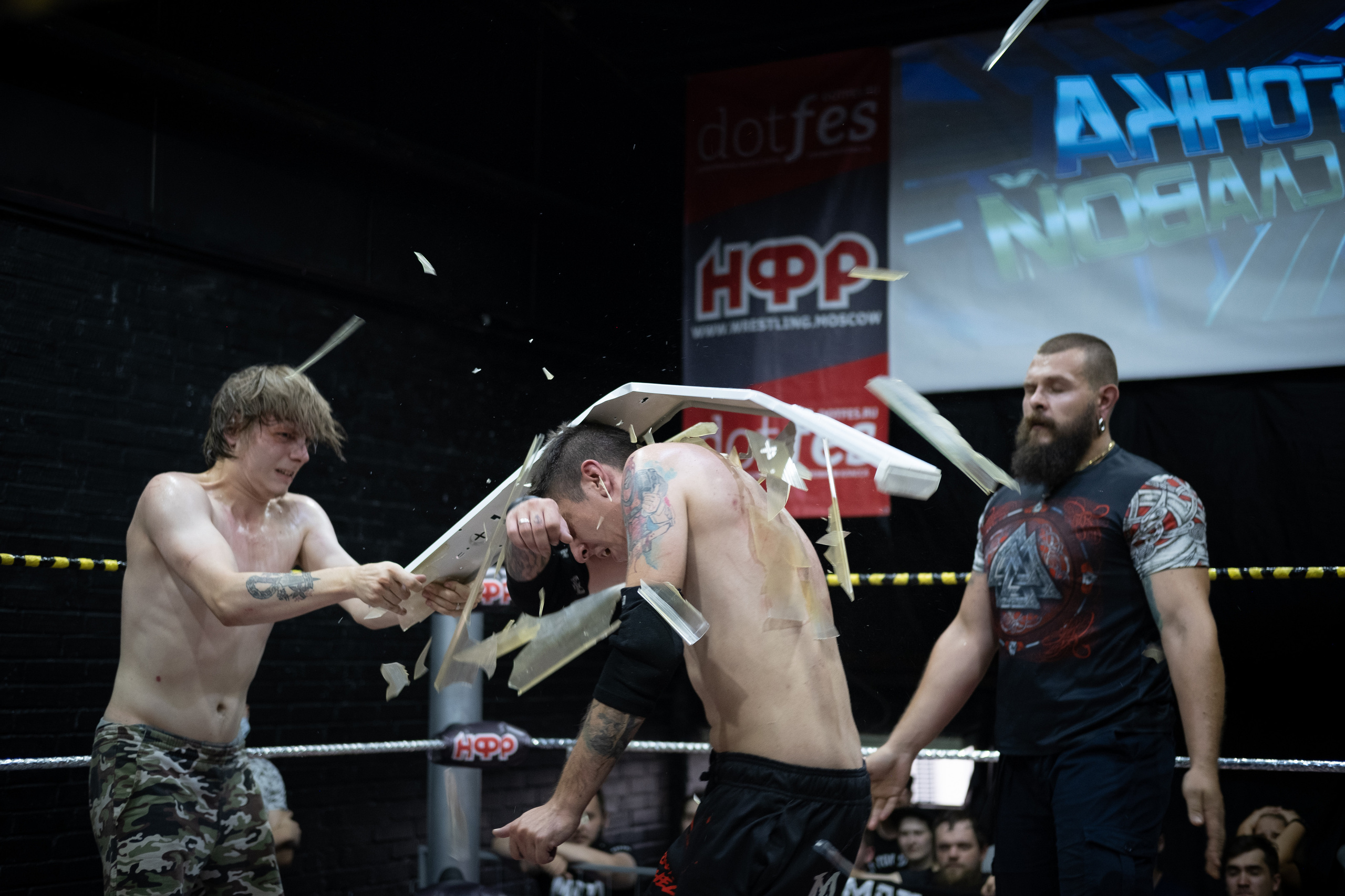 Реслинг в Россиии. Репортажный фотограф в Санкт-Петербурге Максим Варбулайнен