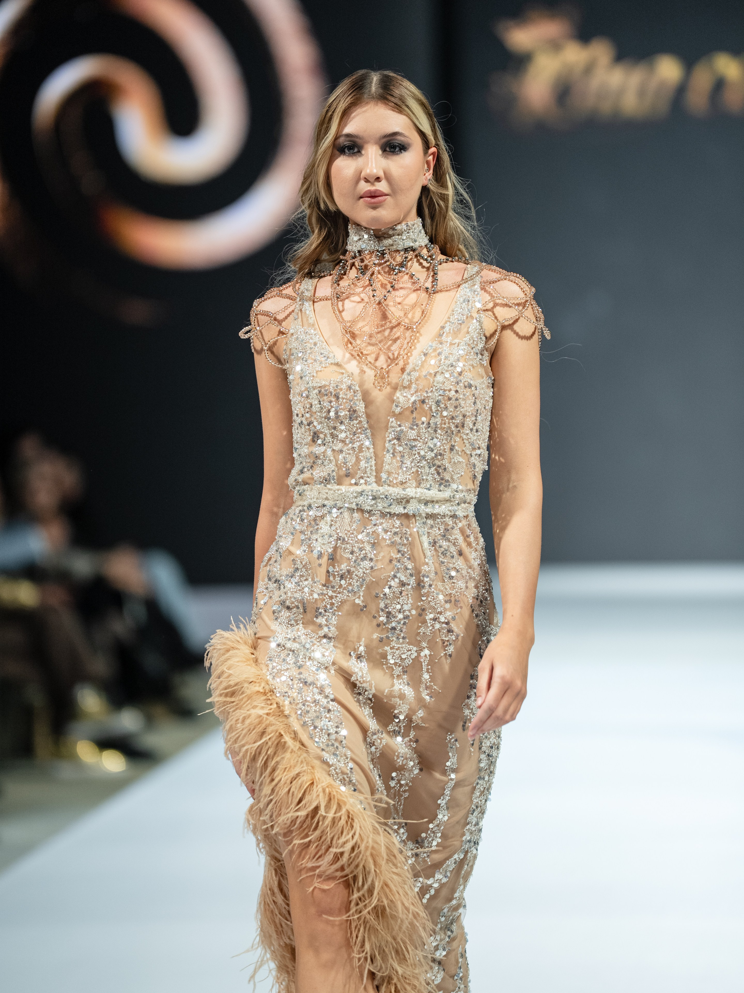 EURASIAN FASHION WEEK Rina Collection. Сайт Алматинского НЮ АРТ, будуар и фэшн фотографа Дениса Карпенко