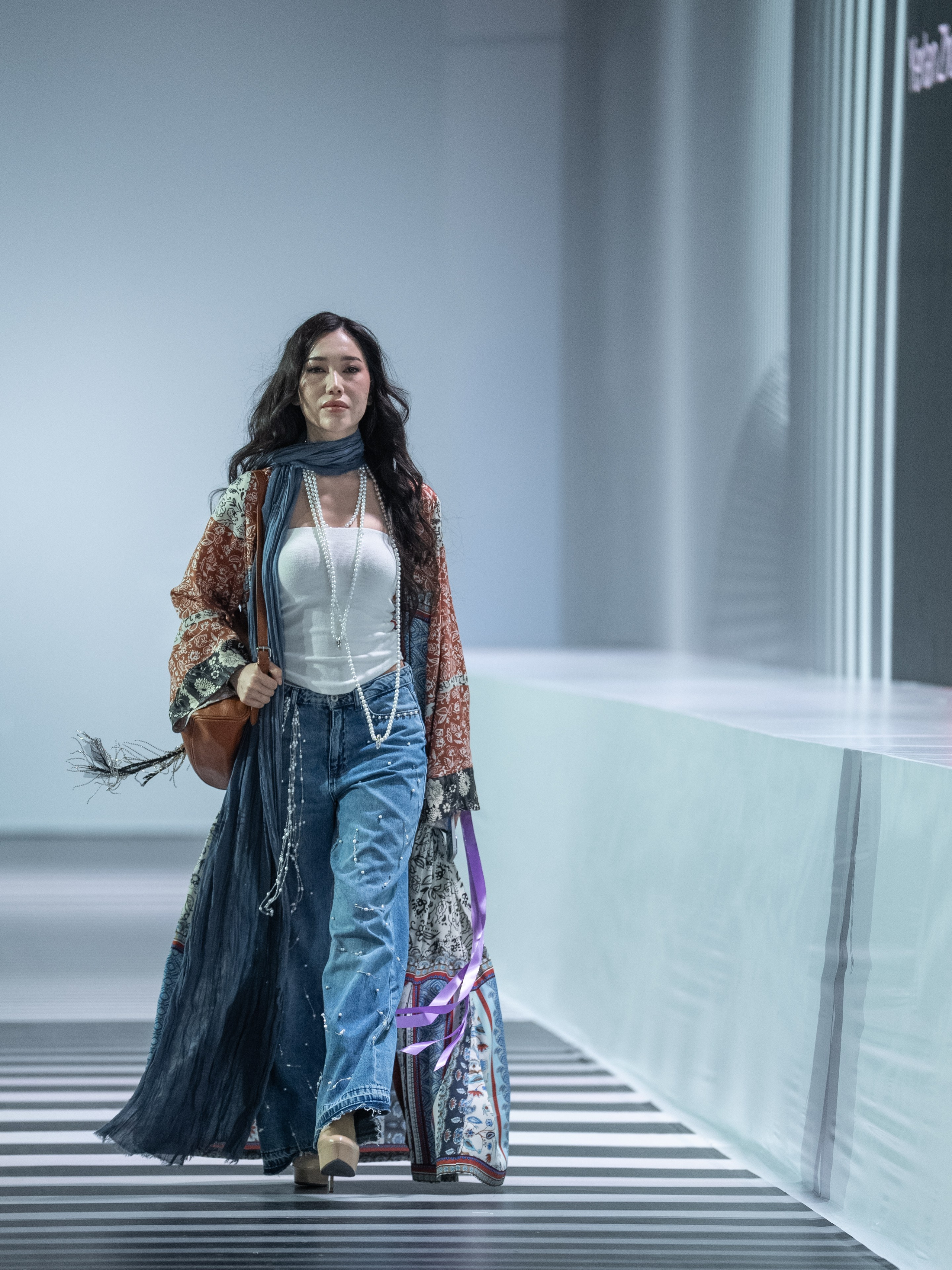 Brad YEARLAN ZHOLDASBEK. Сайт Алматинского НЮ АРТ, будуар и фэшн фотографа Дениса Карпенко