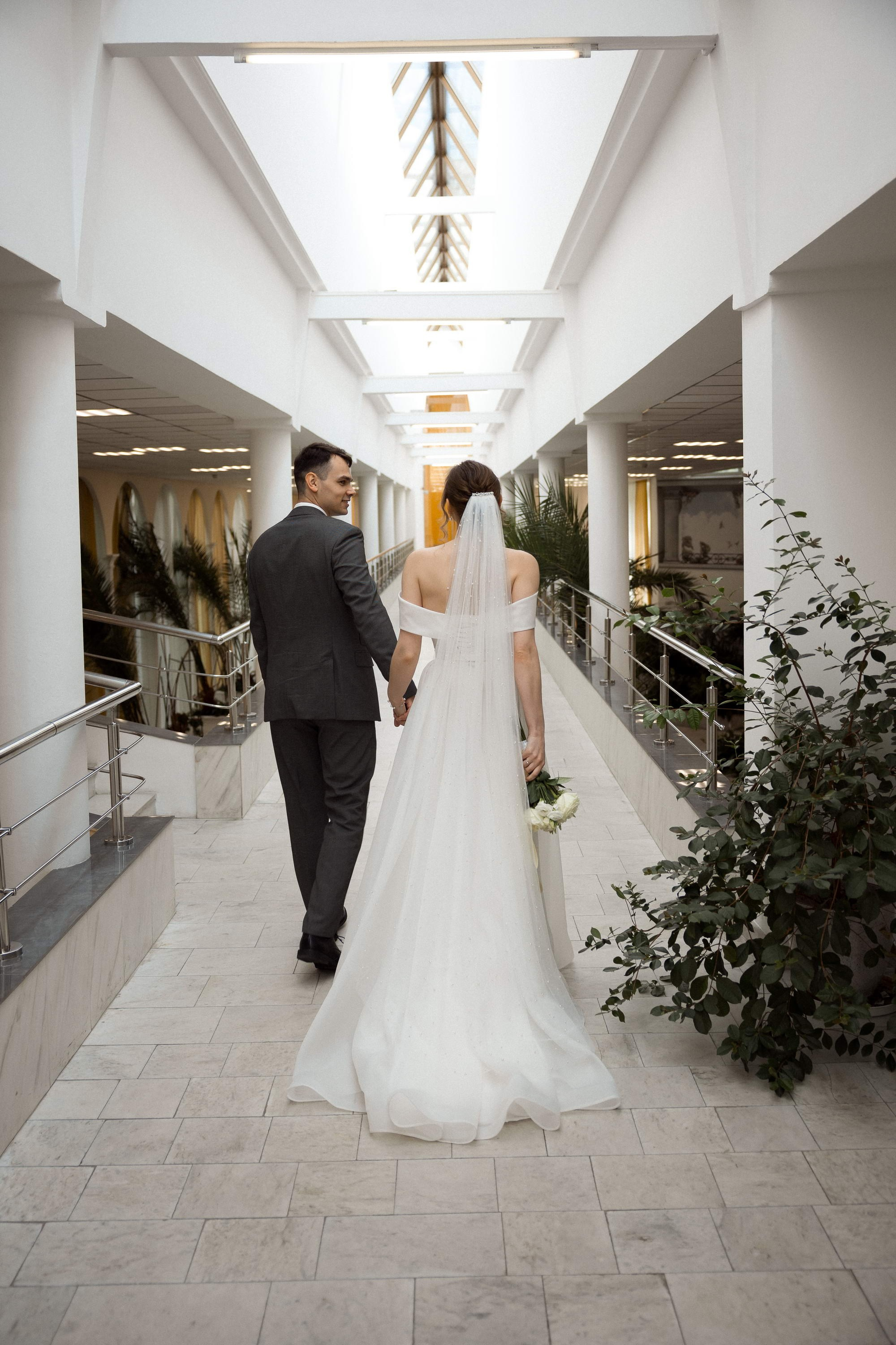 Искренняя любовь. Свадебный фотограф Игорь Брундасов 8PHOTO на свадьбу венчание загс СПб