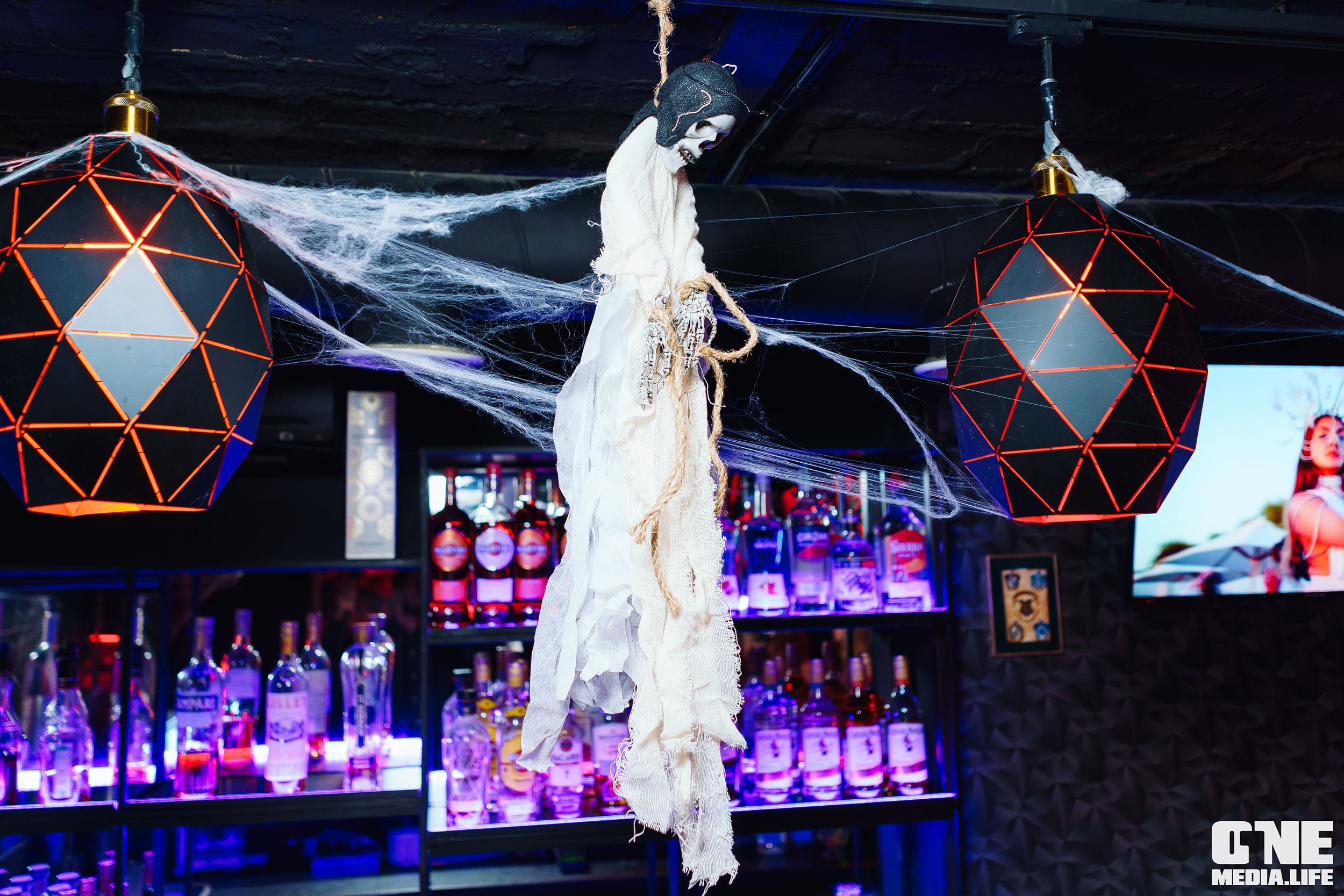 Фоторепортаж из Secret Bar. One Media Life: фоторепортажи, фотоотчеты с мероприятий и заведений