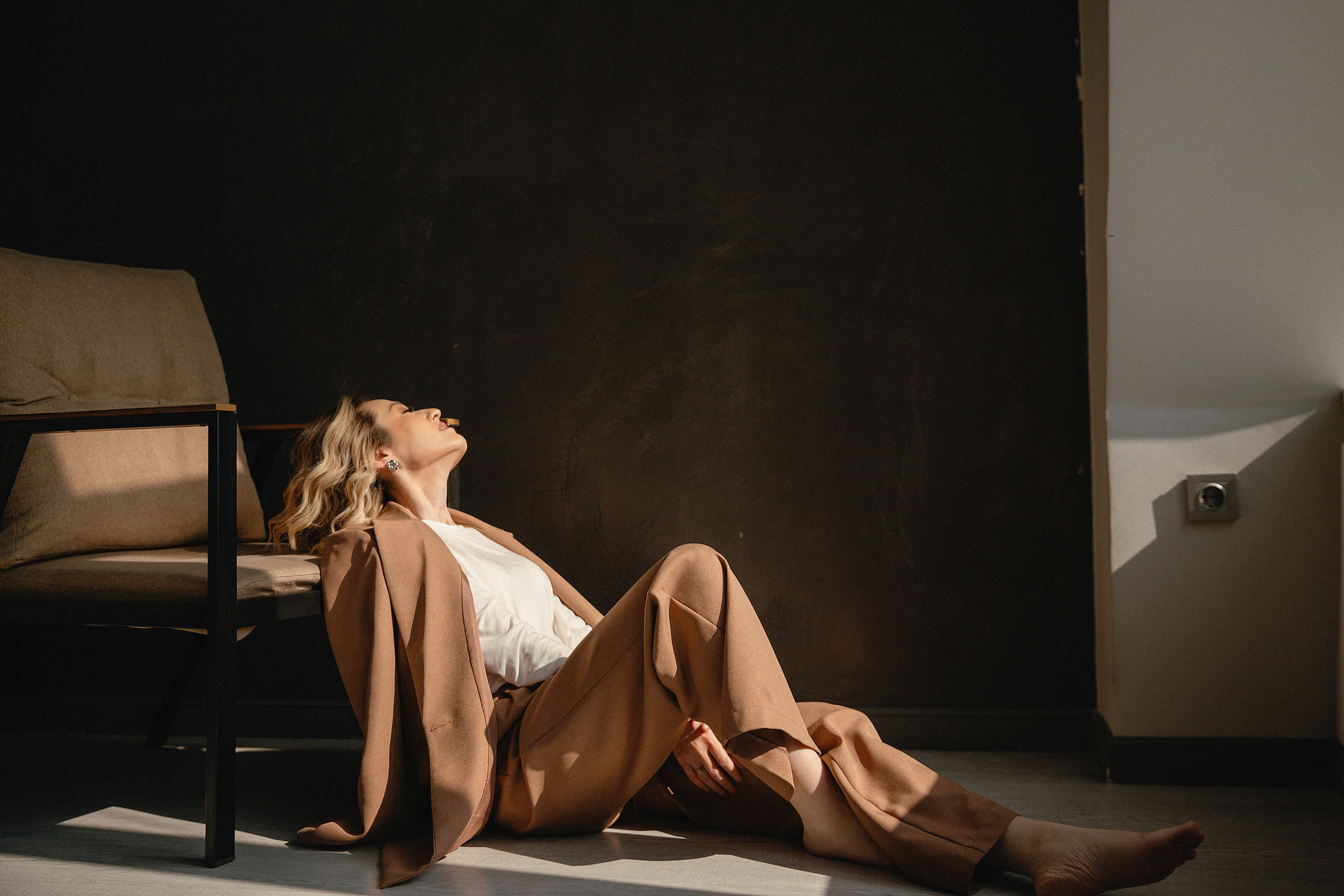 Фотосессия Нурбану в фотостудии LightHub. Свадебный, семейный и портретный фотограф в Алматы, Костанай