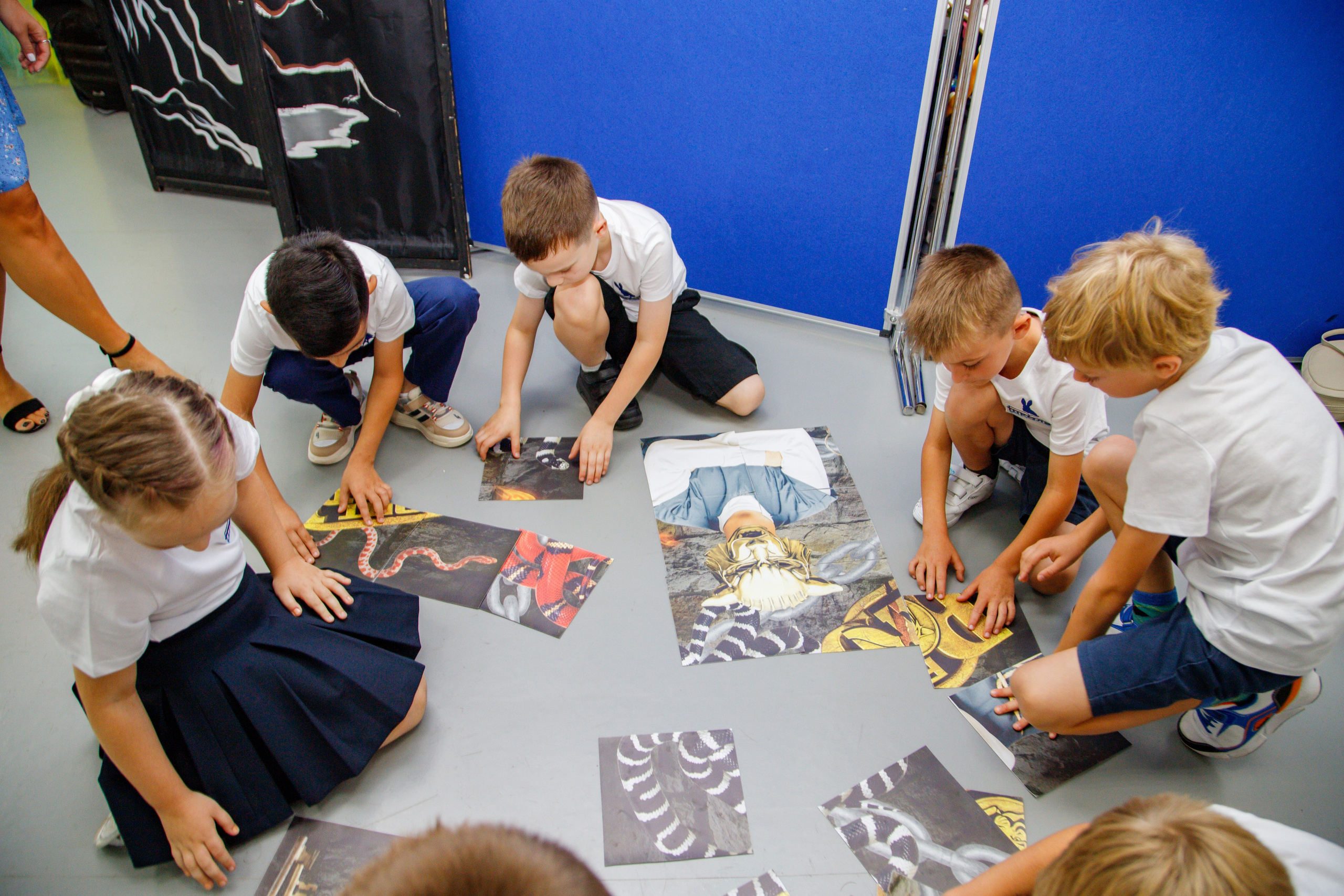 Репортажная съемка праздника знаний в школе. Семейный и школьный фотограф в Москве Анна Ткач