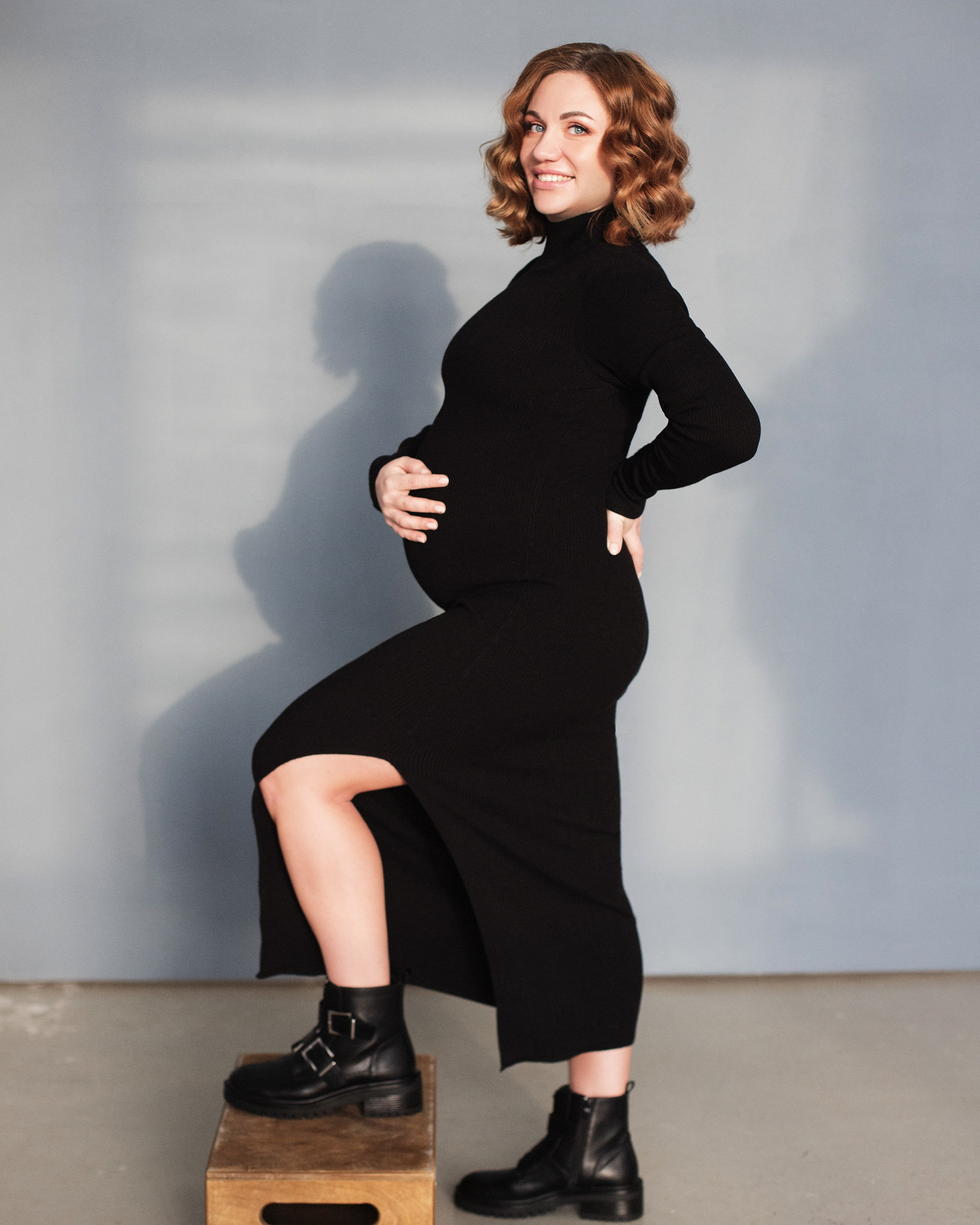 Семейная беременная фотосессия. Необычные портретные фотосессии под ключ в Москве