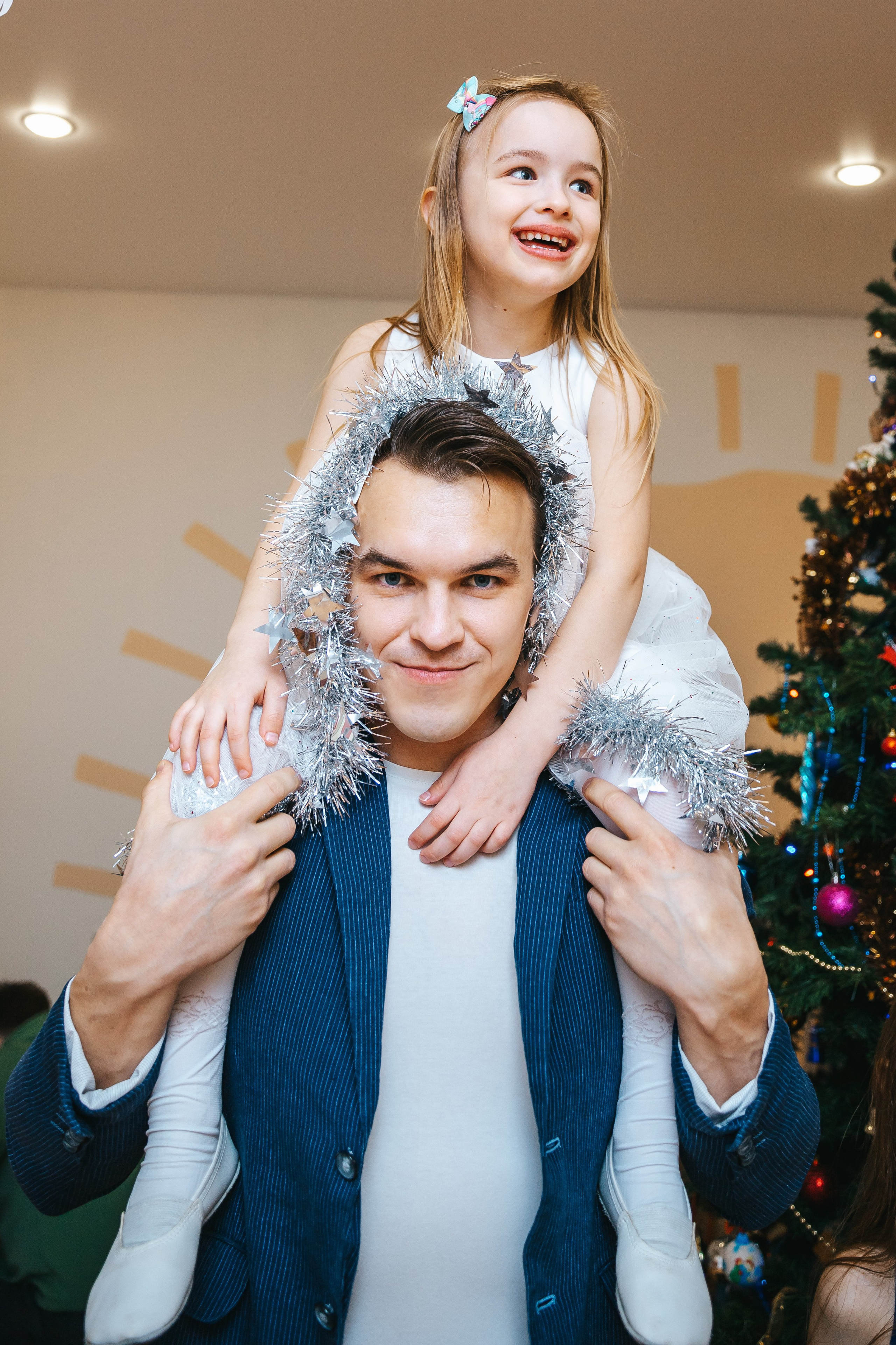 Новогодний утренник в Монтессори-садике. Семейный lifestyle фотограф в Санкт-Петербурге Людмила Пахомова