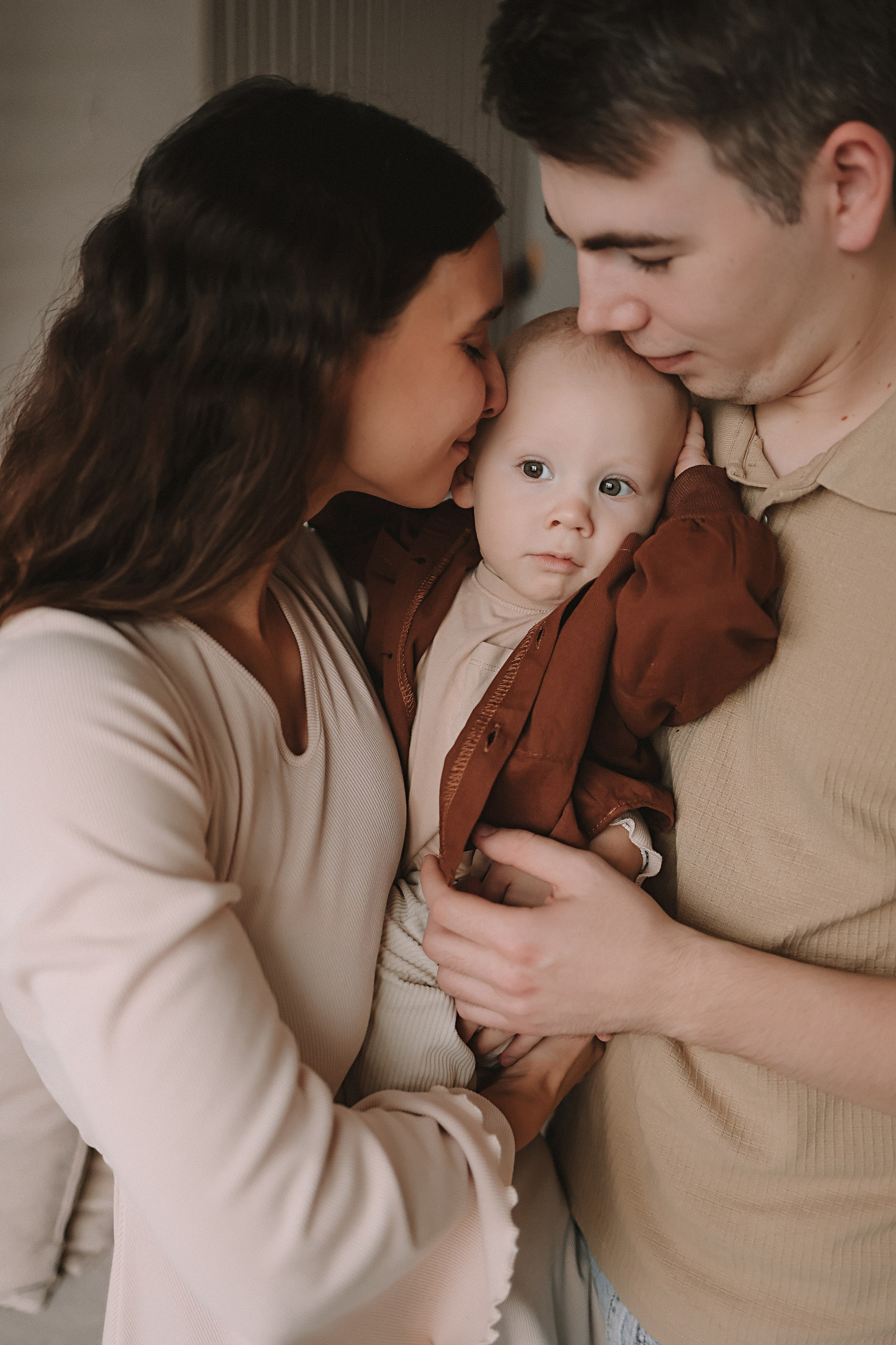 1 год Леону. Семейный фотограф Тюмень, фотограф на роды Салмина Мария