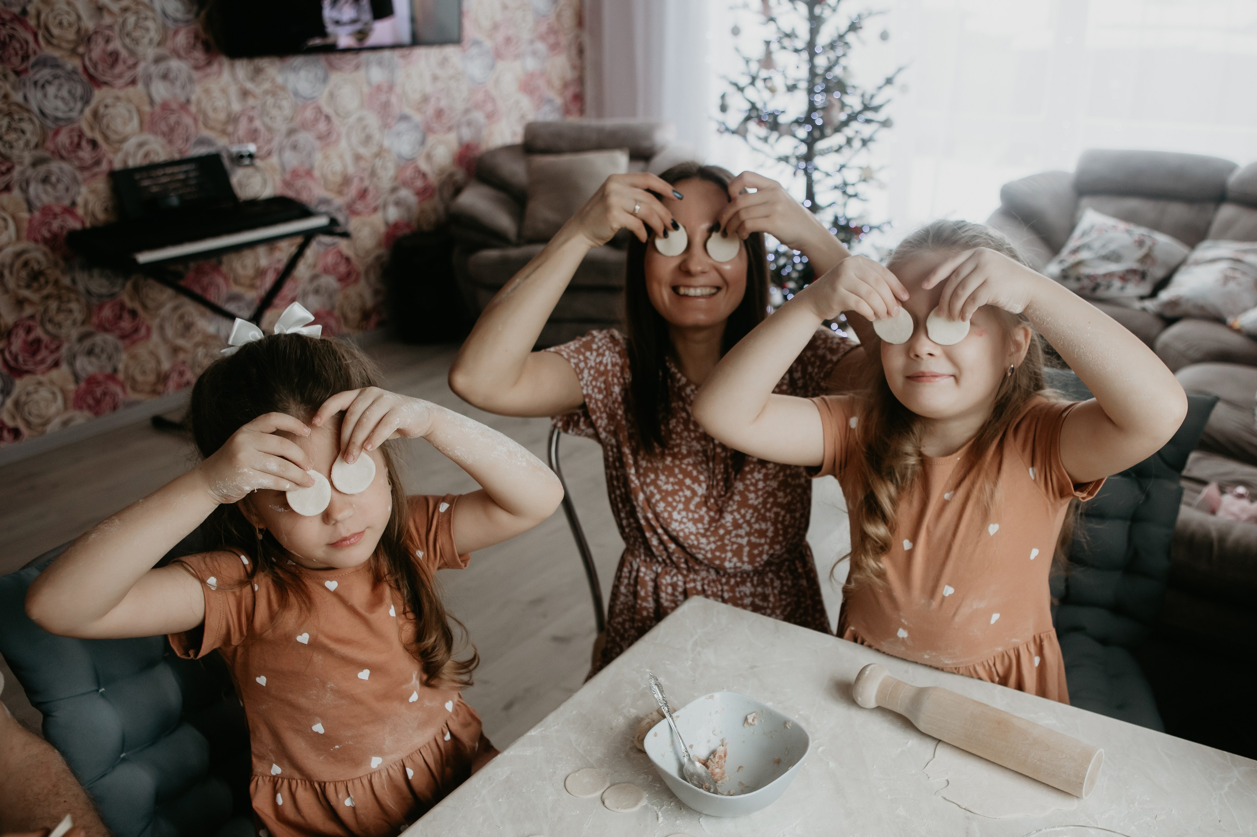 Семья Дарьи. Домашняя съемка. Свадебный, семейный фотограф. Выпускные альбомы в Коченёво / Новосибирск. Наталья Байкуш