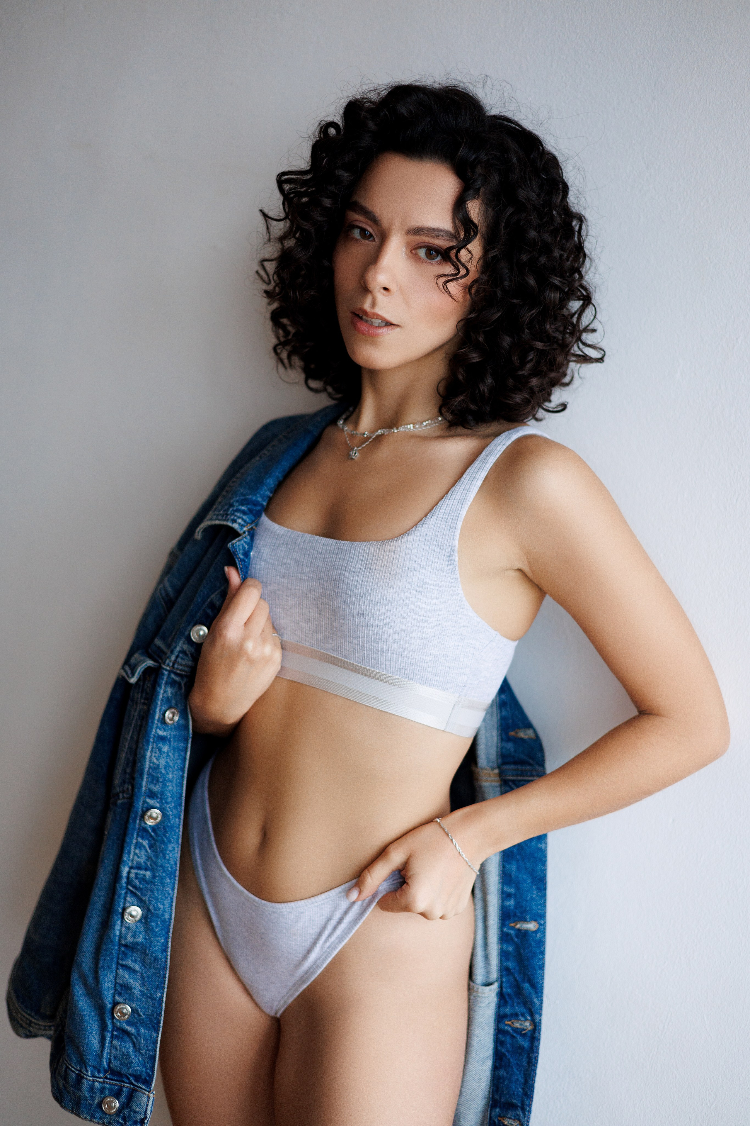 Женский портрет в студии. Фотограф Минск