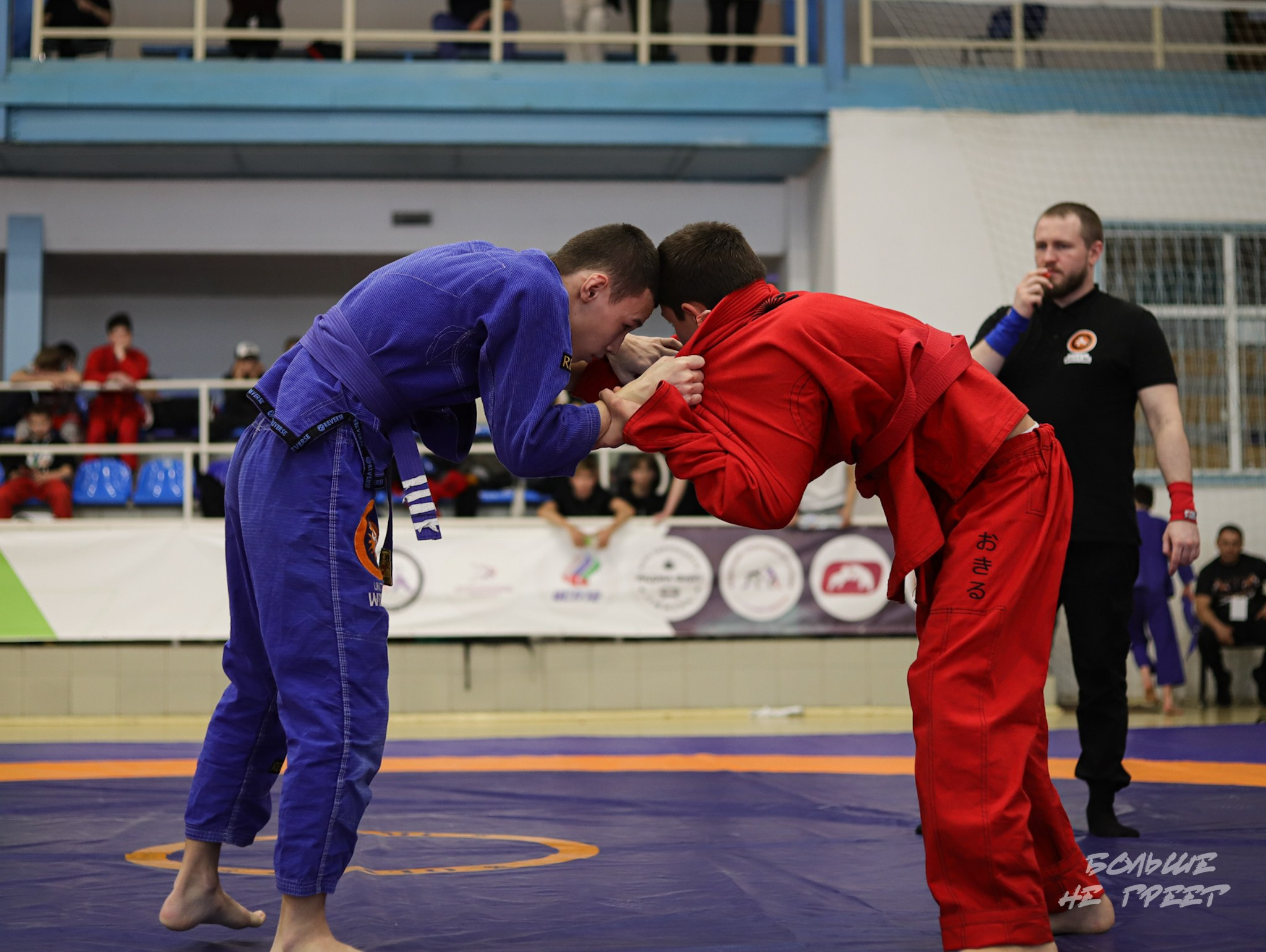 ПЕРВЕНСТВО УРФО ПО СПОРТИВНОЙ БОРЬБЕ ГРЭППЛИНГ И ГРЭППЛИНГ-ГИ. Больше не греет