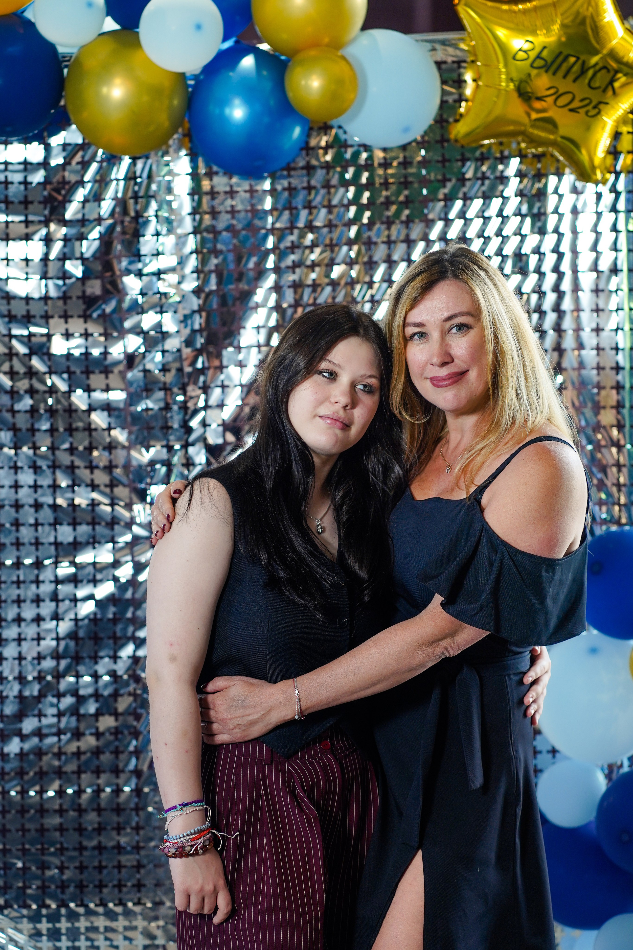 Выпускной вечер, гимназия № 40, 9 класс. Семейный и портретный фотограф в Екатеринбурге Анна Лобанова