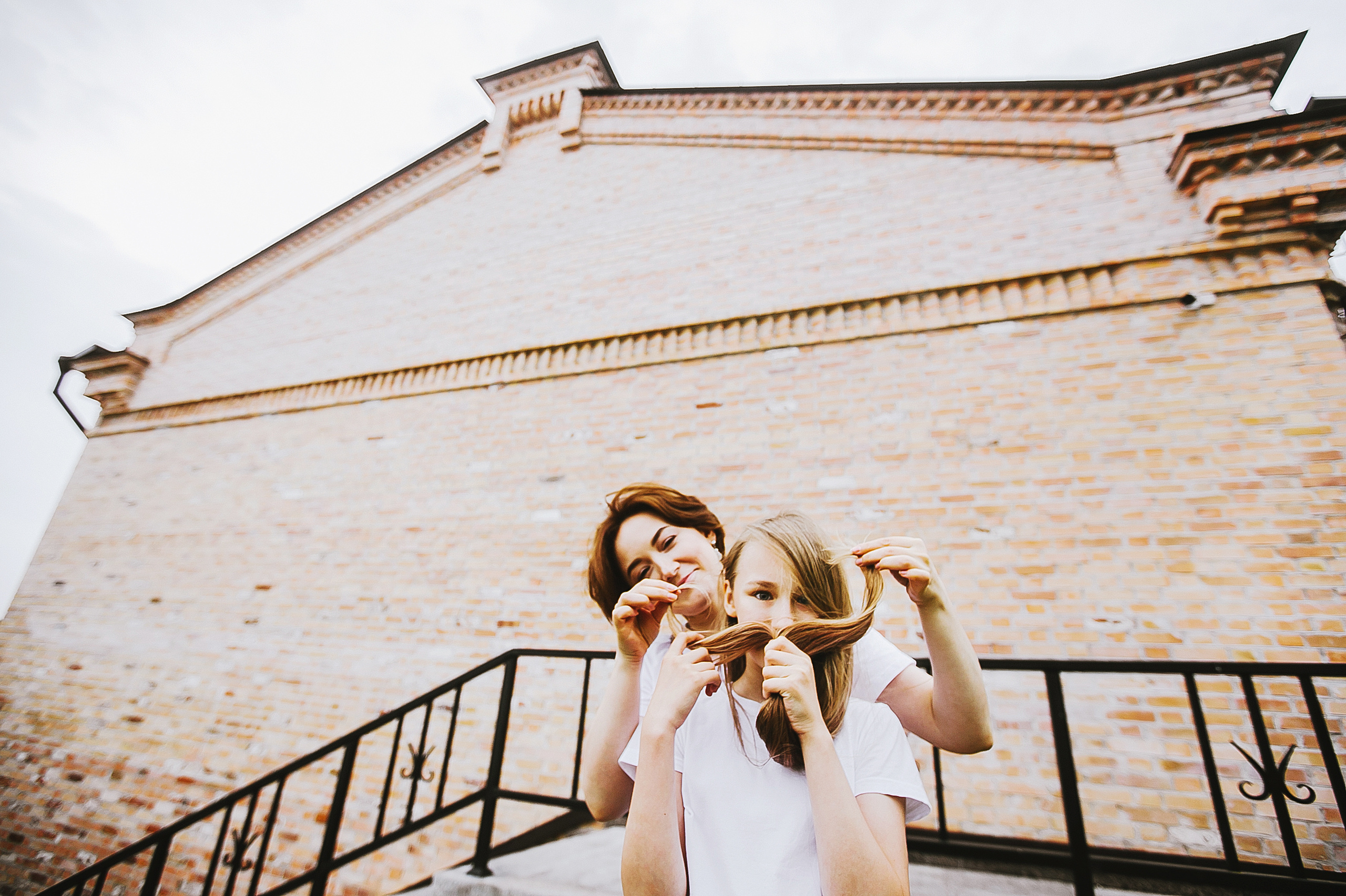 Полиночка с мамой. Перед грозой. Фотограф Полина Егорова город Тюмень