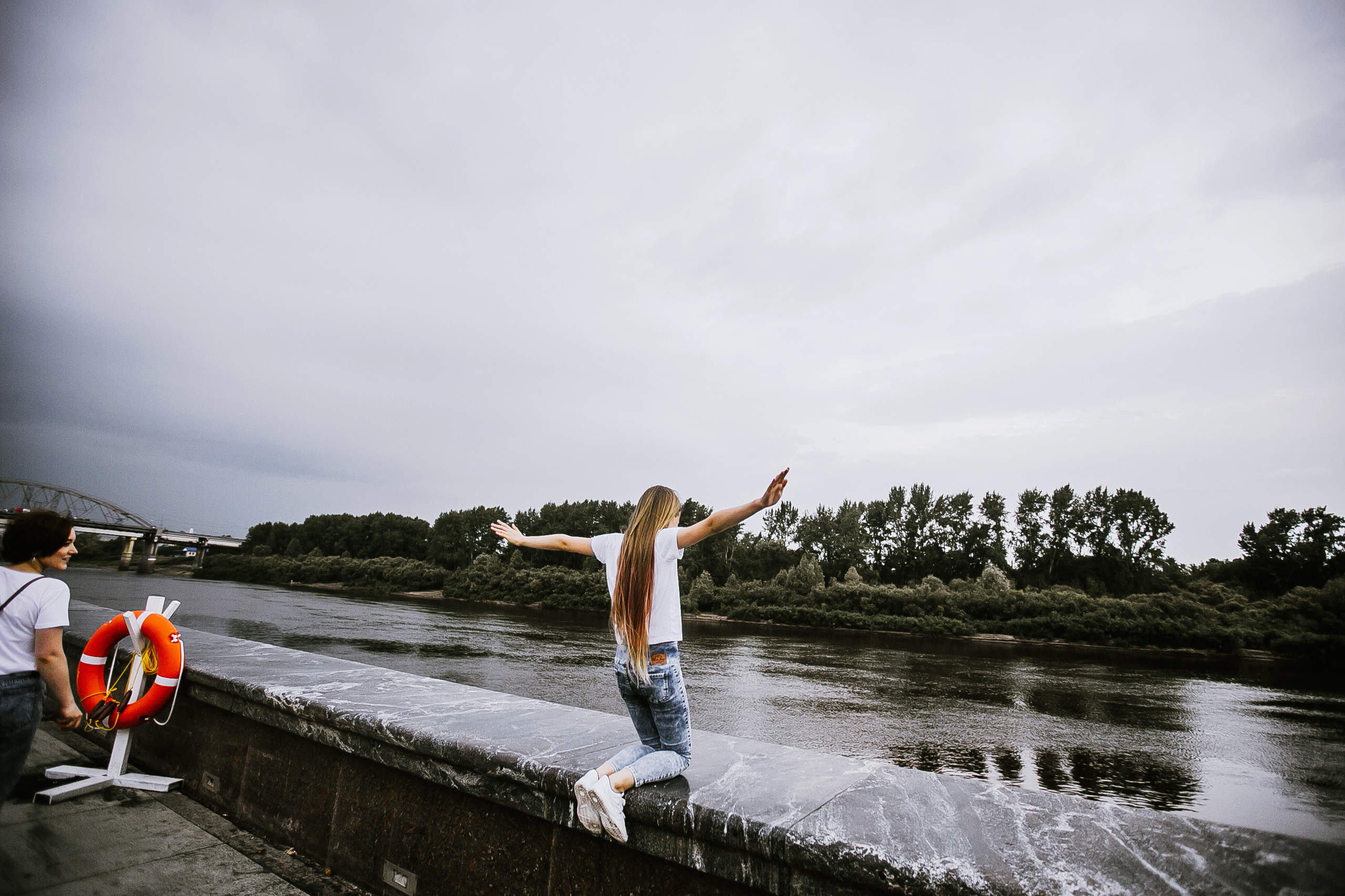 Полиночка с мамой. Перед грозой. Фотограф Полина Егорова город Тюмень