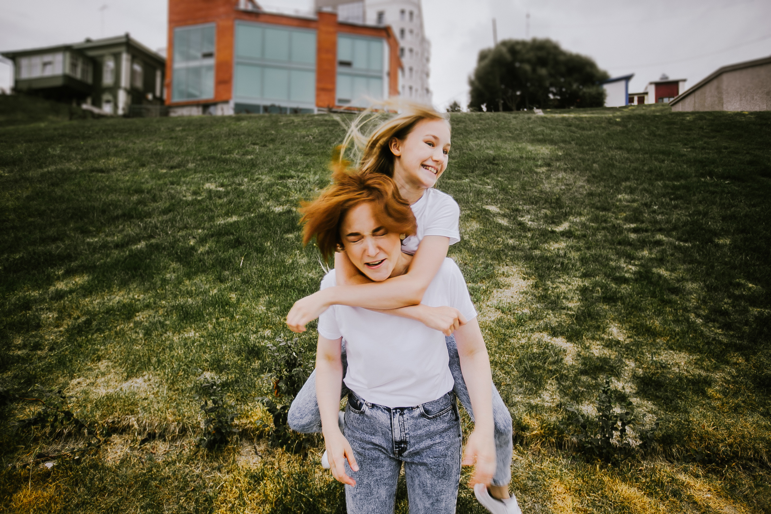 Полиночка с мамой. Перед грозой. Фотограф Полина Егорова город Тюмень