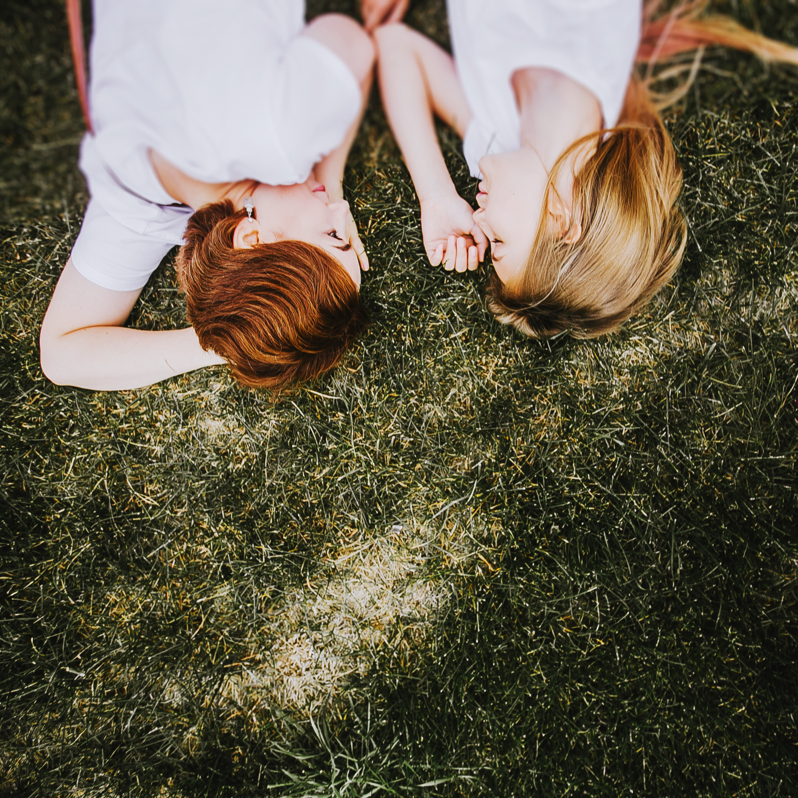 Полиночка с мамой. Перед грозой. Фотограф Полина Егорова город Тюмень