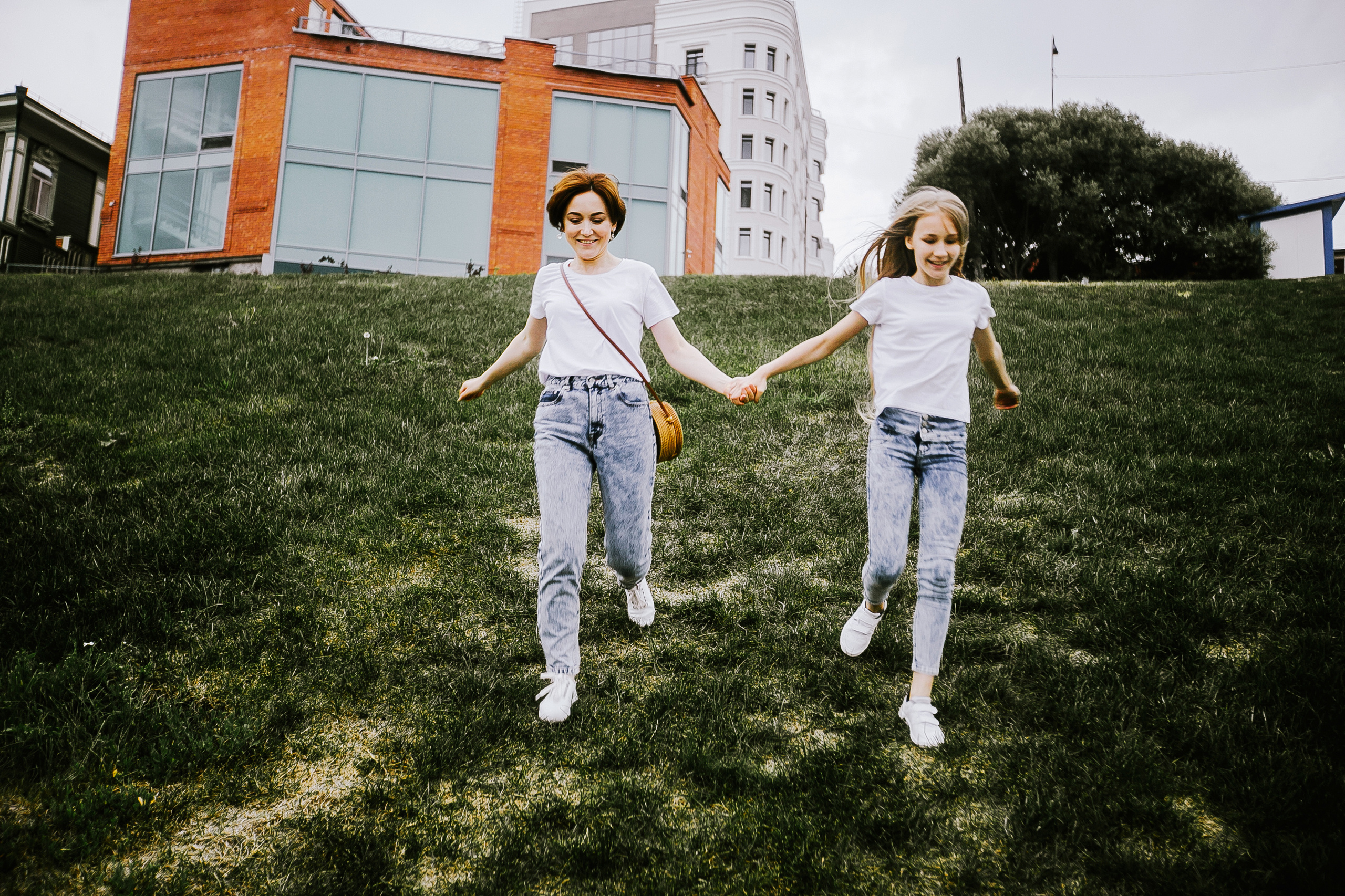 Полиночка с мамой. Перед грозой. Фотограф Полина Егорова город Тюмень