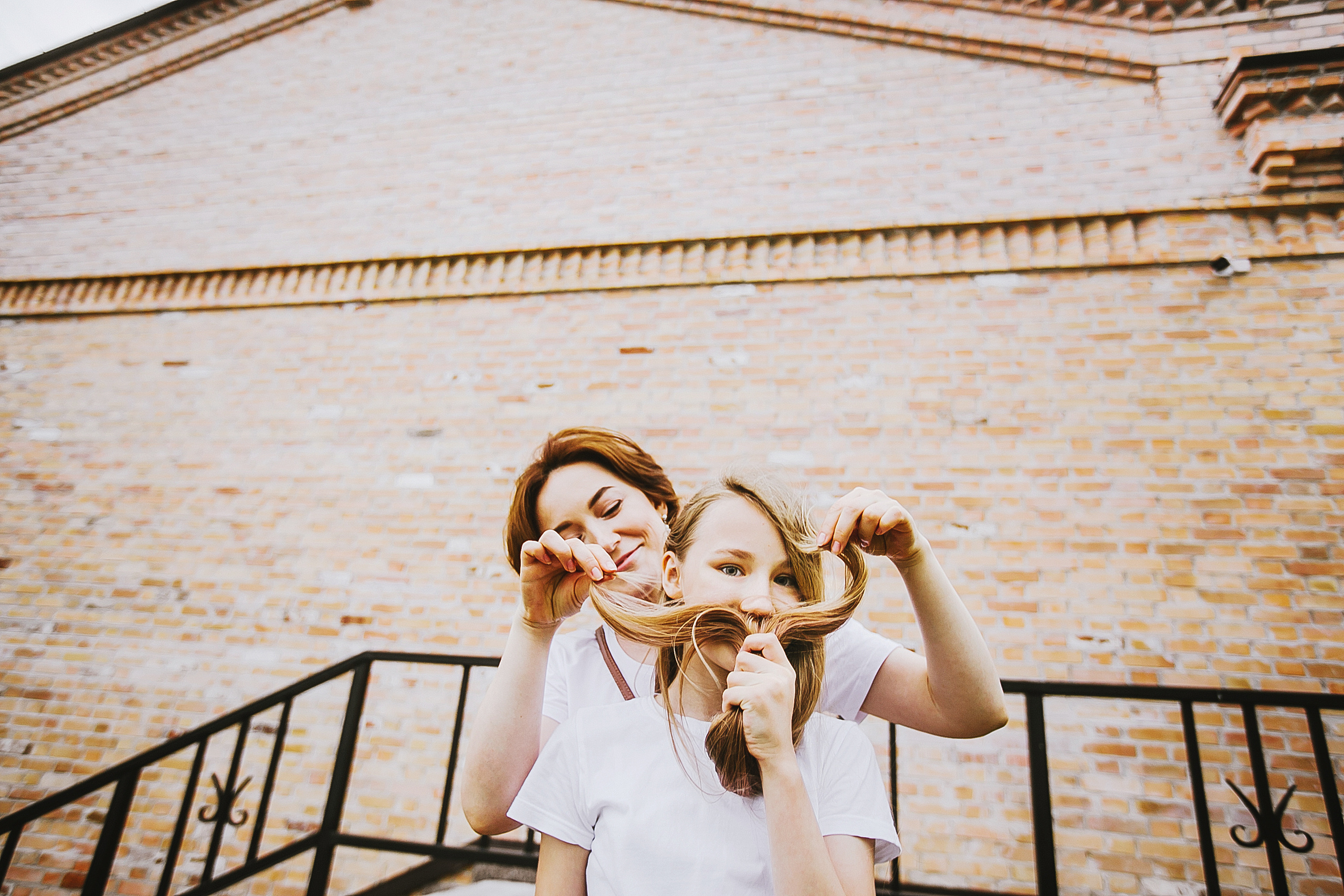 Полиночка с мамой. Перед грозой. Фотограф Полина Егорова город Тюмень