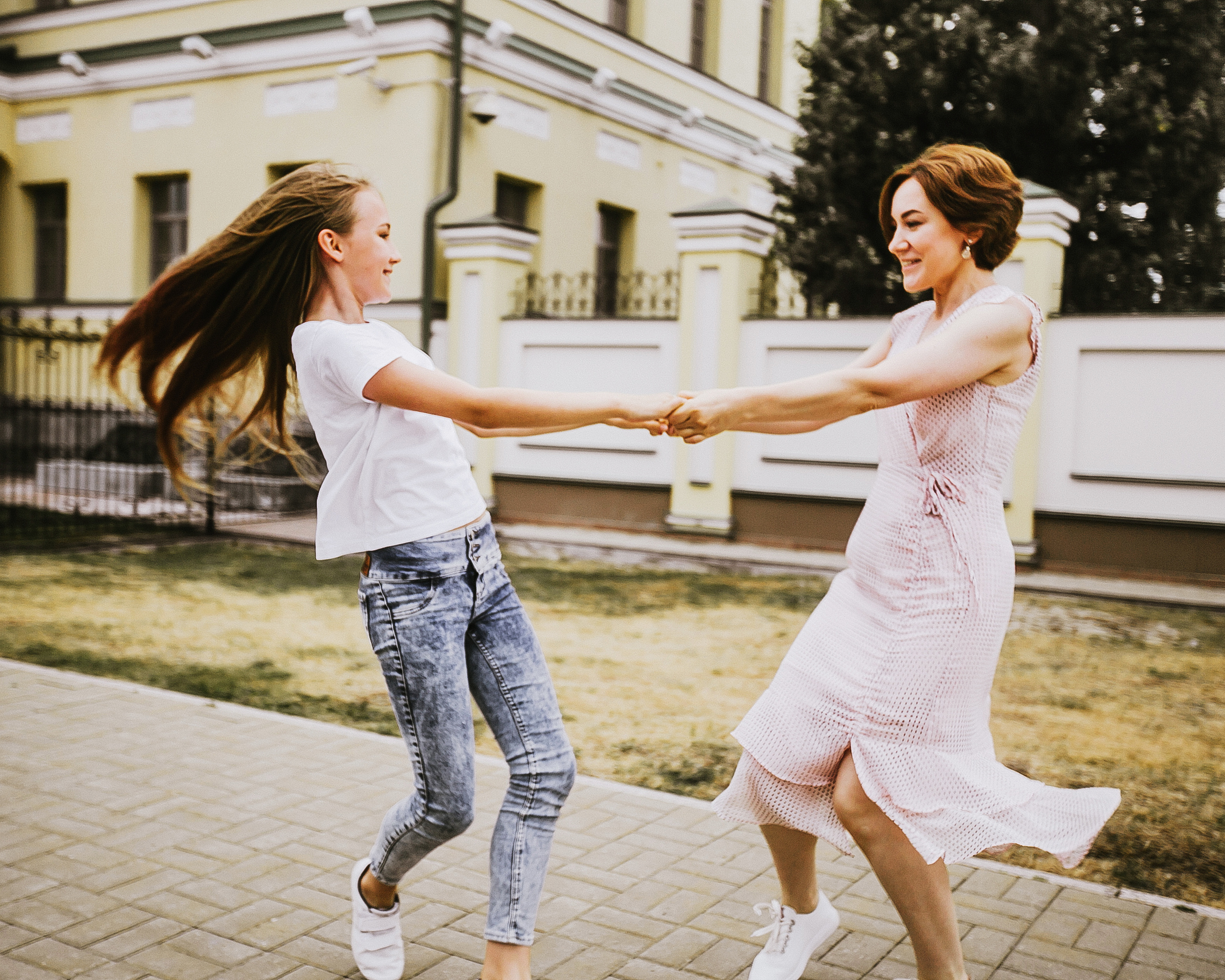 Полиночка с мамой. Перед грозой. Фотограф Полина Егорова город Тюмень