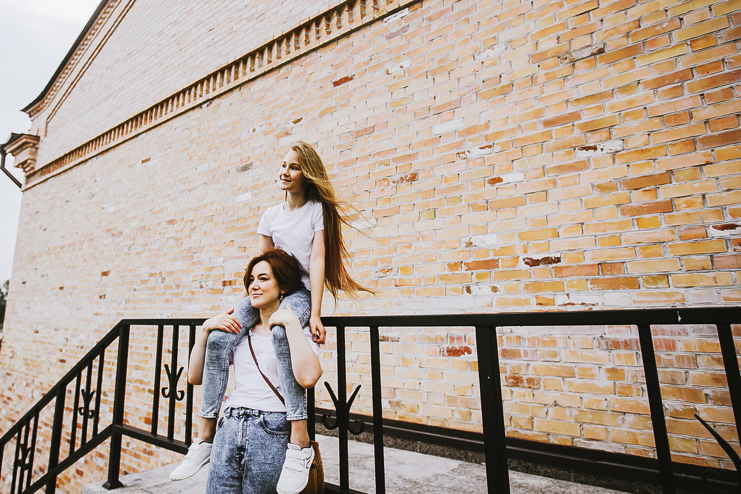 Полиночка с мамой. Перед грозой. Фотограф Полина Егорова город Тюмень