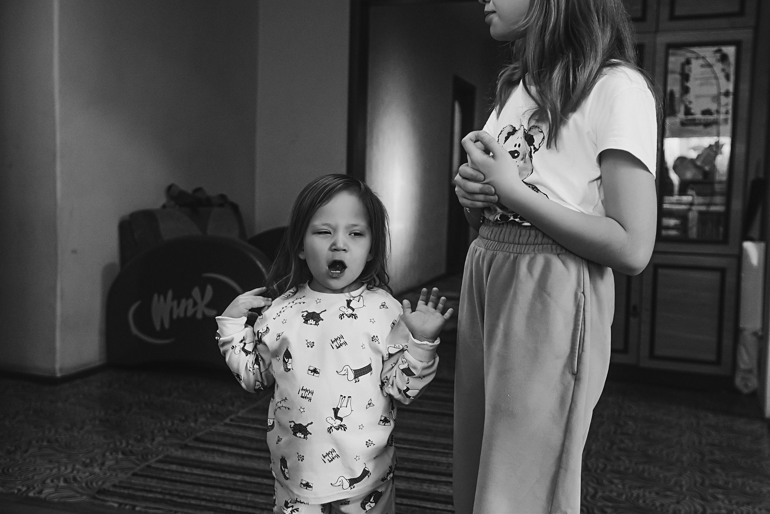 Большая семья репортаж. Семейный фотограф Тюмень, фотограф на роды Салмина Мария