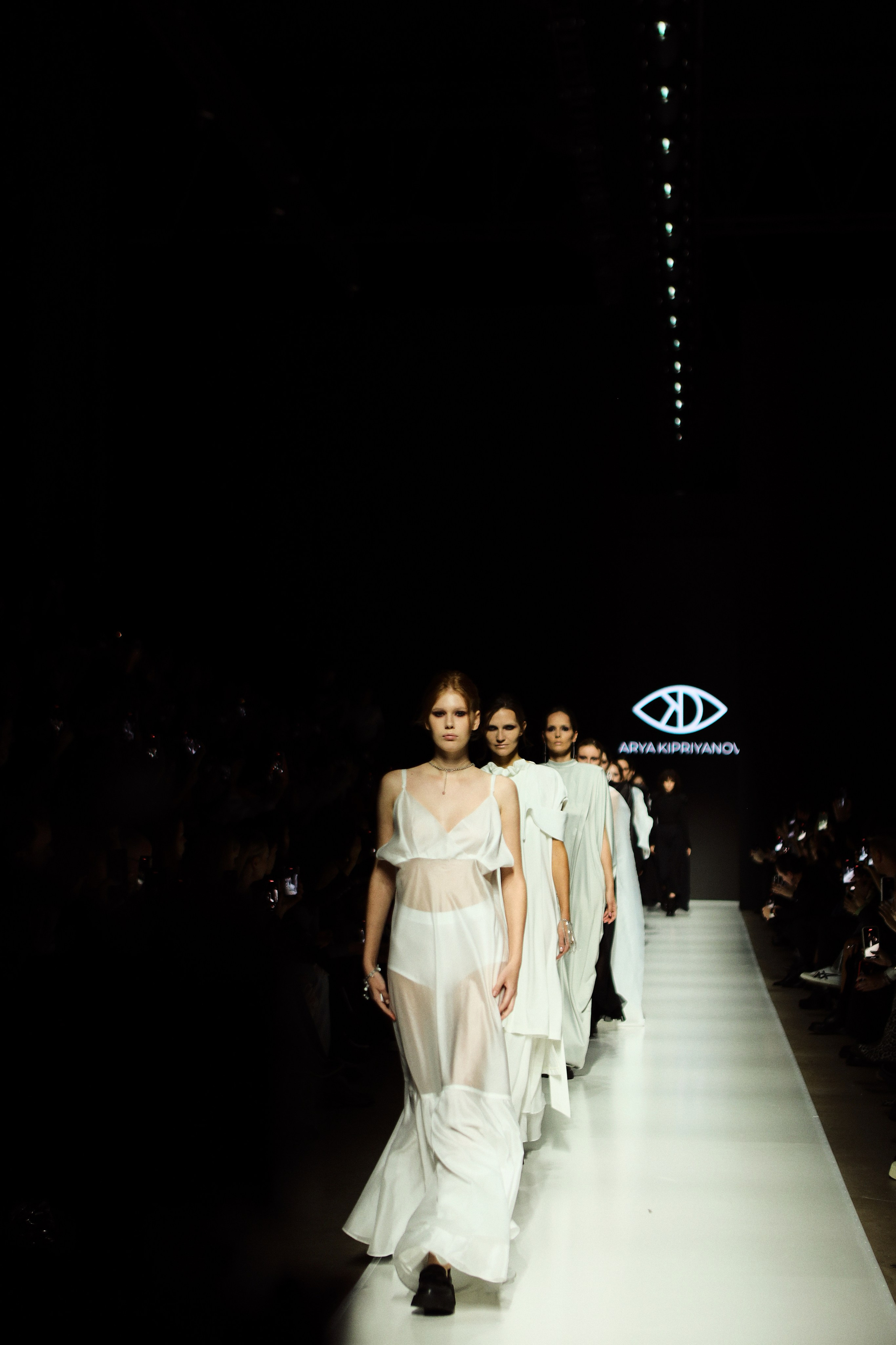 Показы. Мультижанровый фотограф в Москве/Орле/Санкт-Петербурге Щукина Анастасия