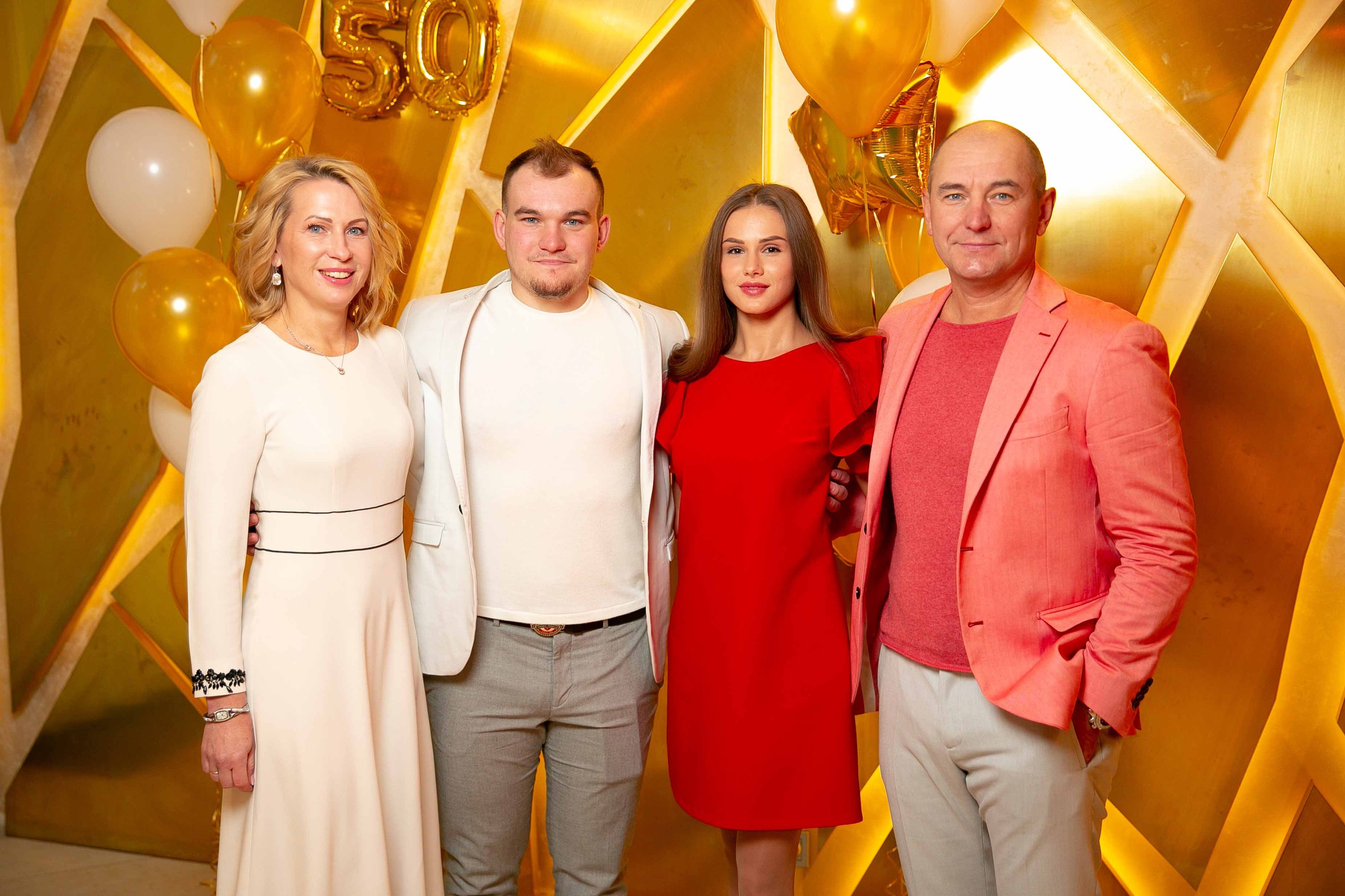 Площадка «Времена года». Ваш репортажный фотограф Артемий Антонов