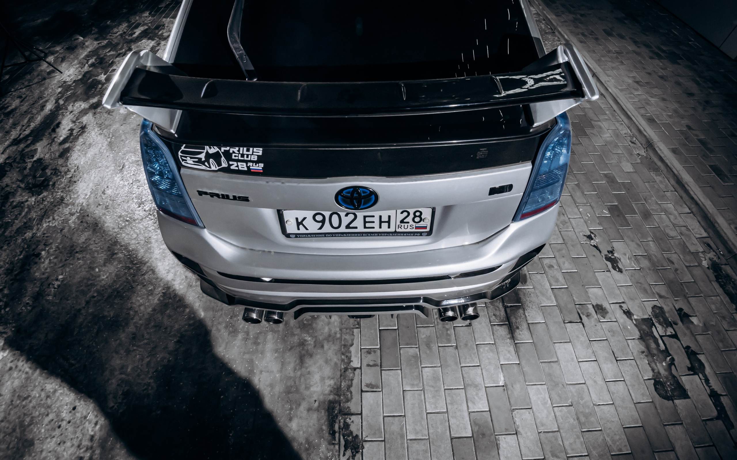 Toyota Prius. Фотограф Андрей Сенченко