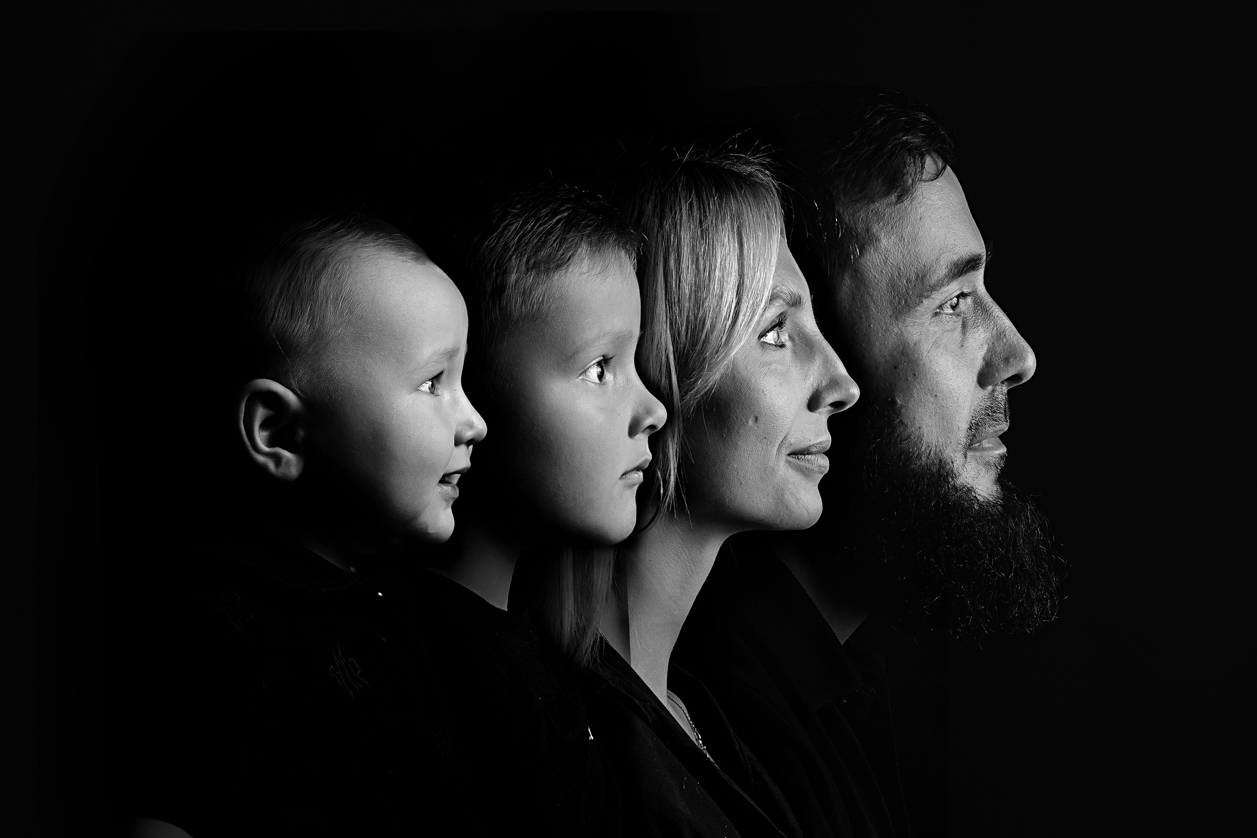 Профили. Семейный фотограф Тюмень, фотограф на роды Салмина Мария