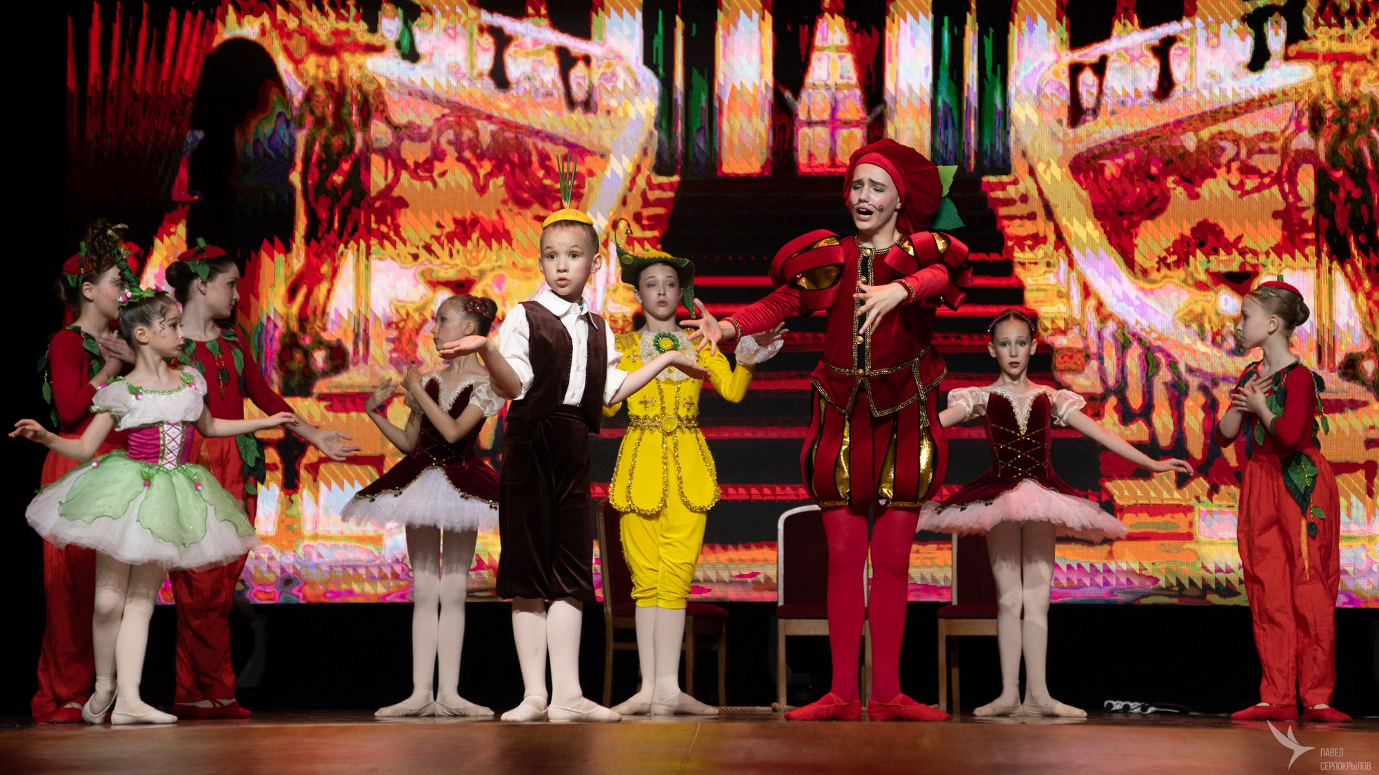 Балетный спектакль «Чиполлино». Репортажный фотограф в Казани Павел Серпокрылов