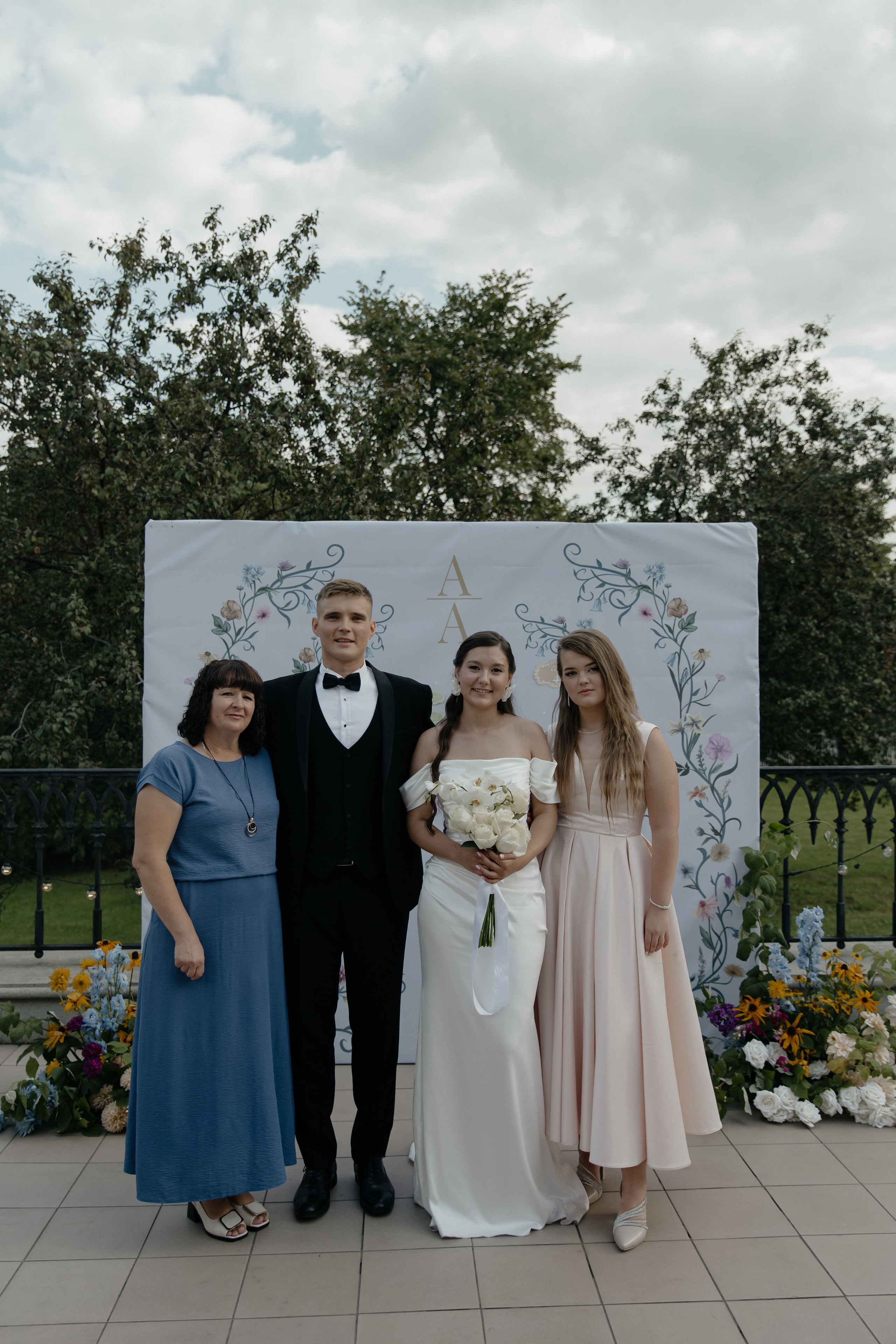 25.08.2024. RETOUCH-HOUSE