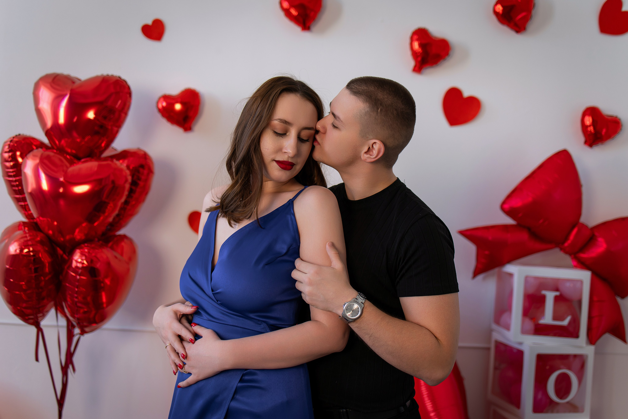 Ваши фотографии. Интерьерная фотостудия Background в Омске