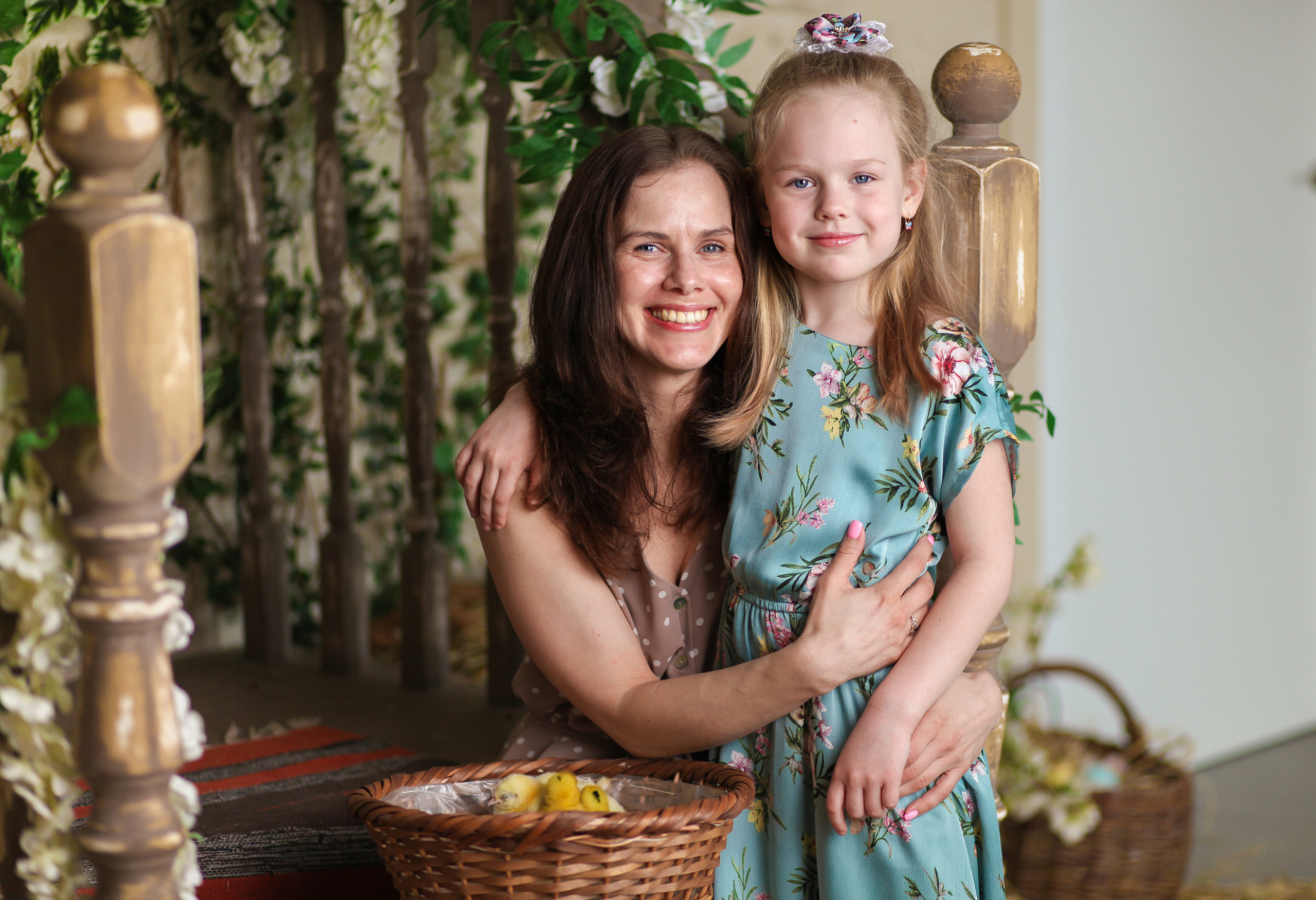 Пасхальная съемка Ольги и Даши. Семейный фотограф в городе Саратове — Анна