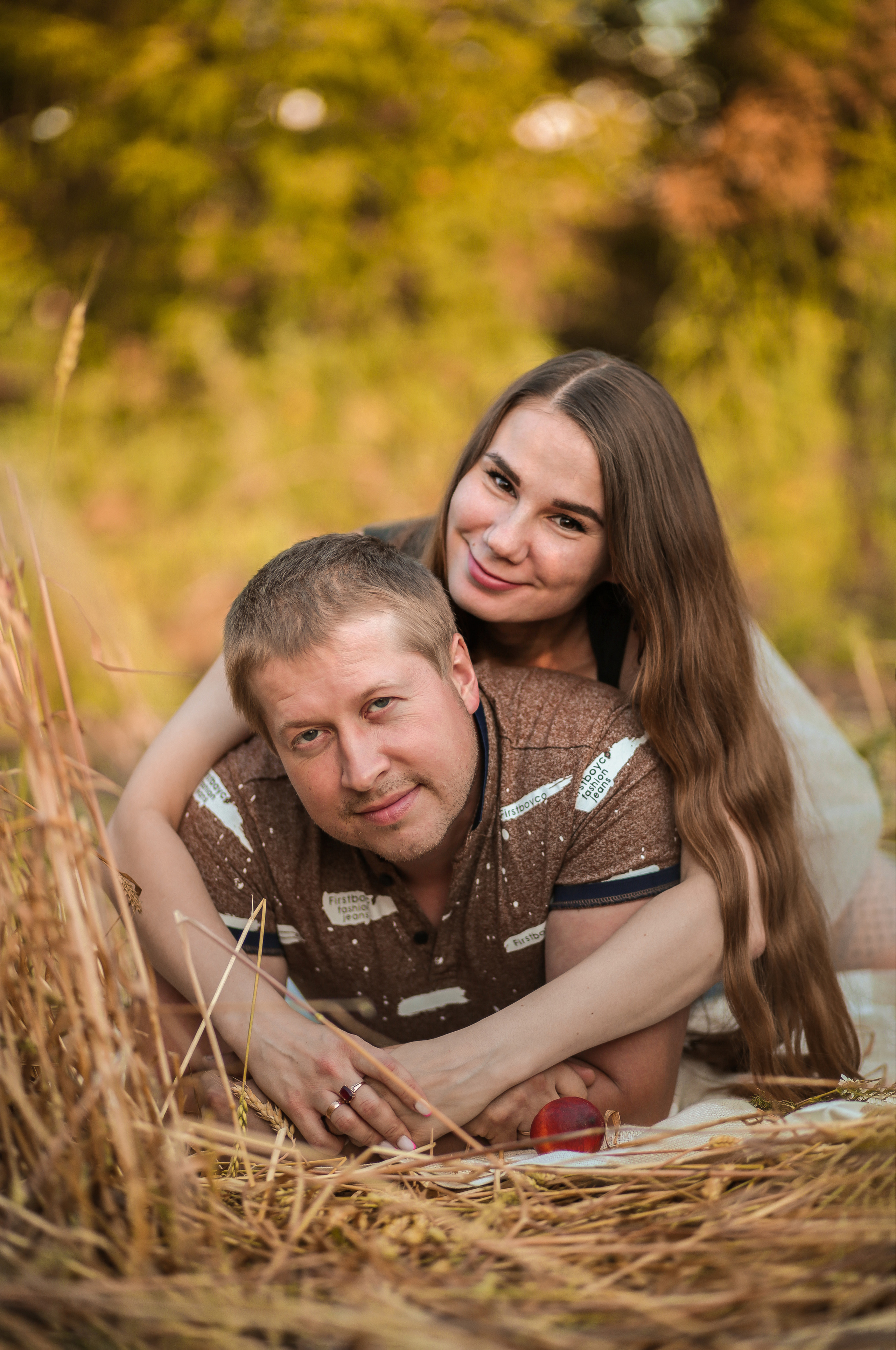 Закатная пшеница. Семейный фотограф в городе Саратове — Анна