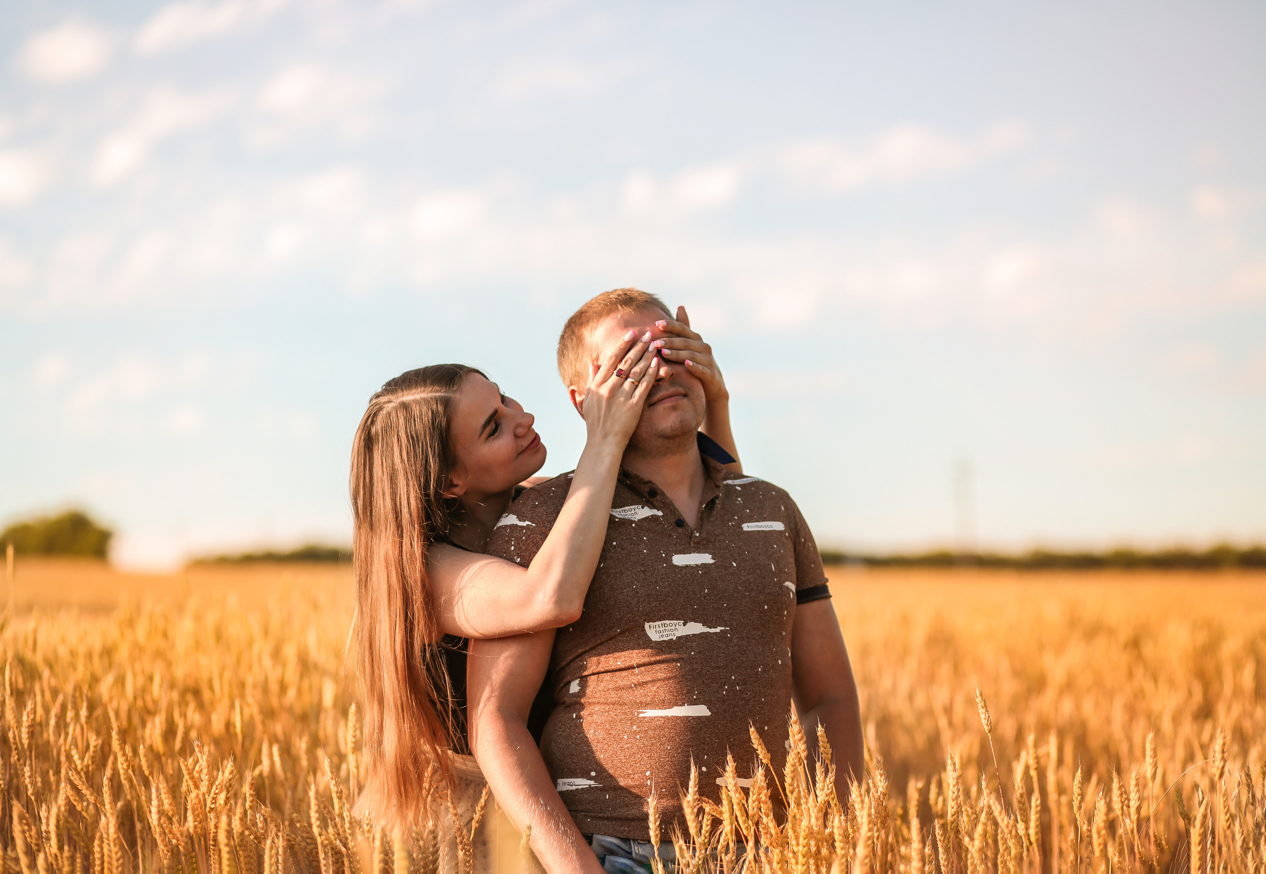 Закатная пшеница. Семейный фотограф в городе Саратове — Анна