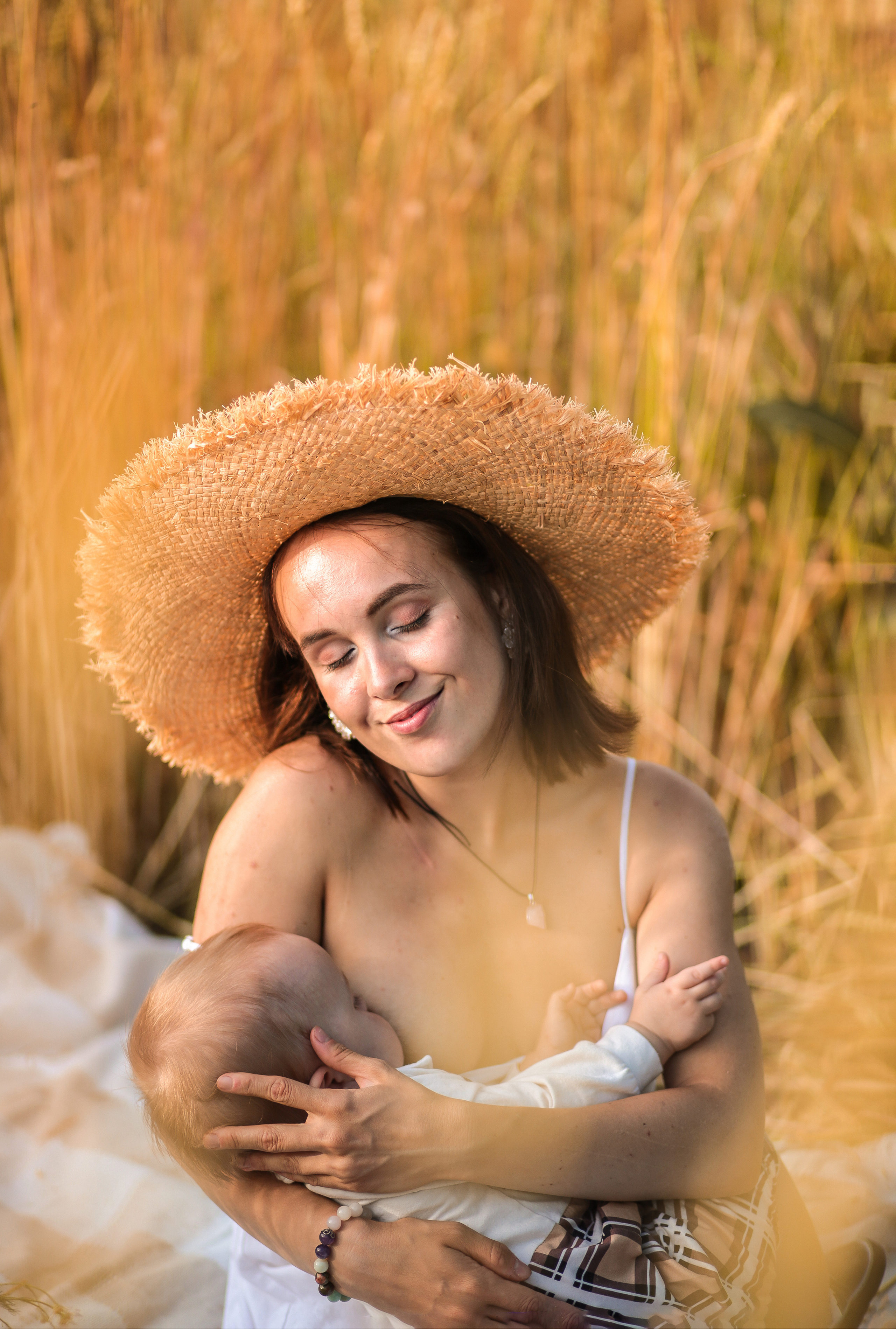 Закатная пшеница. Семейный фотограф в городе Саратове — Анна