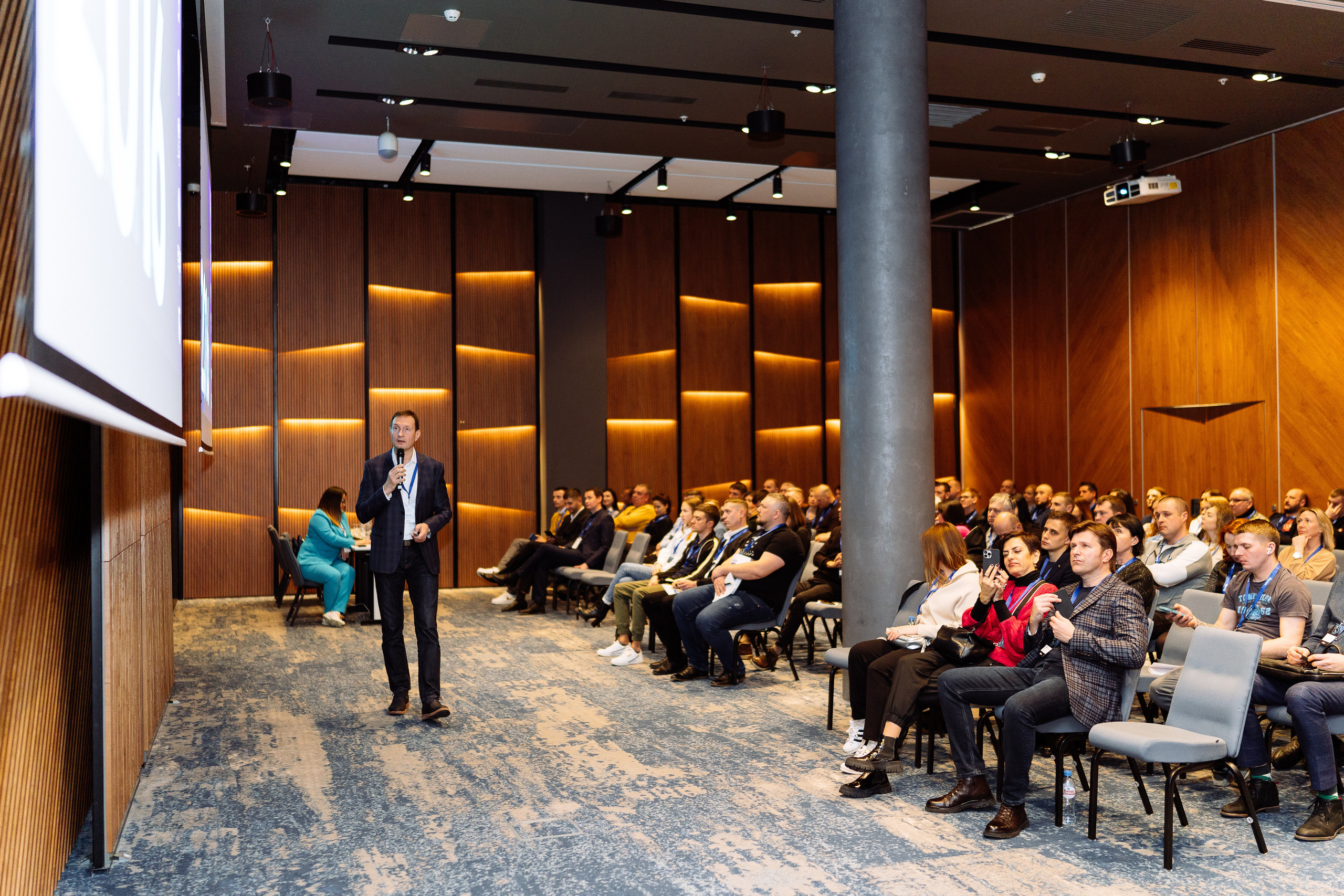 Feron конференция в Ростове-на-Дону. Видео и фото для бизнеса |Video & Foto|Ростов-на-Дону|Краснодар|Москва