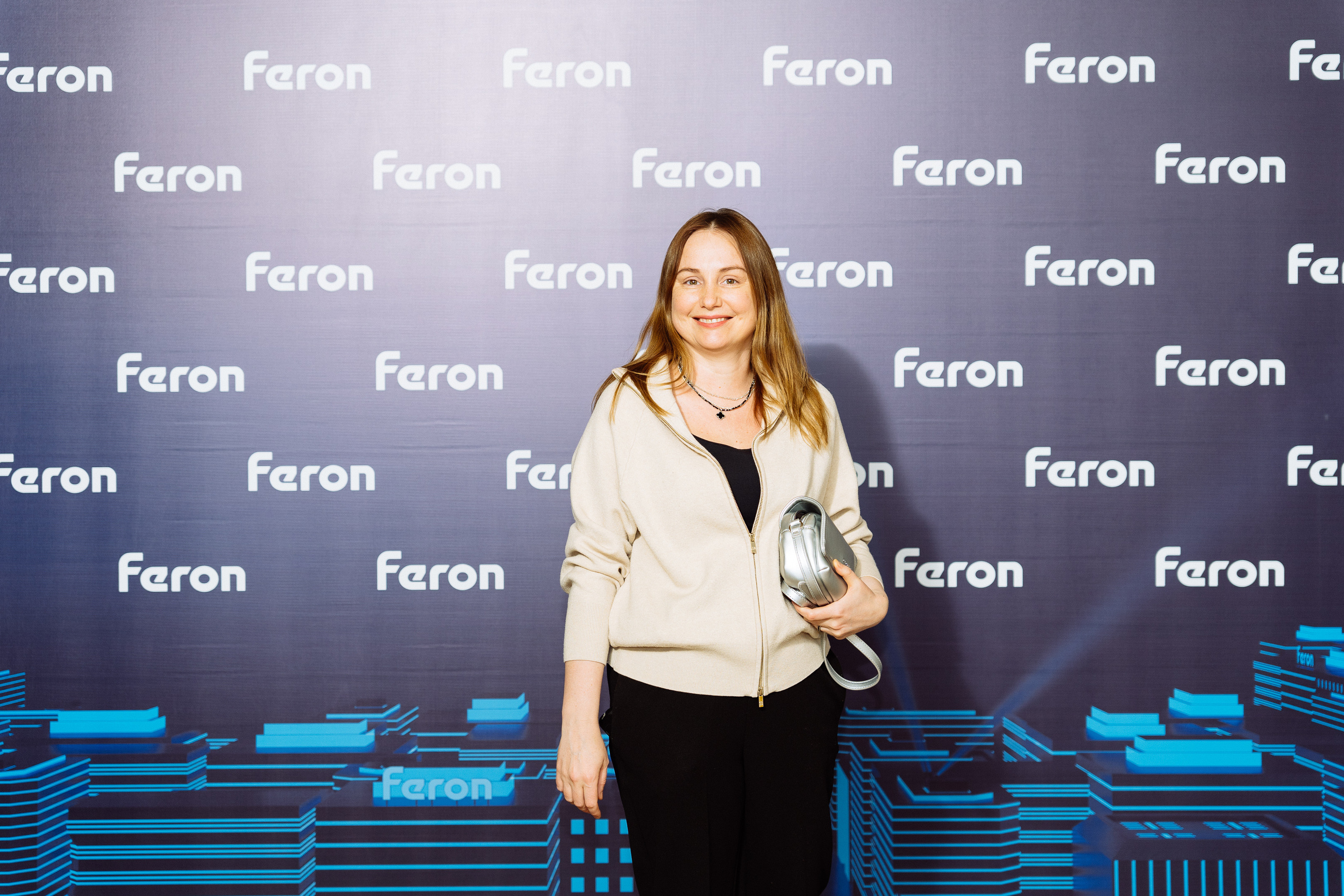 Feron конференция в Ростове-на-Дону. Видео и фото для бизнеса |Video & Foto|Ростов-на-Дону|Краснодар|Москва