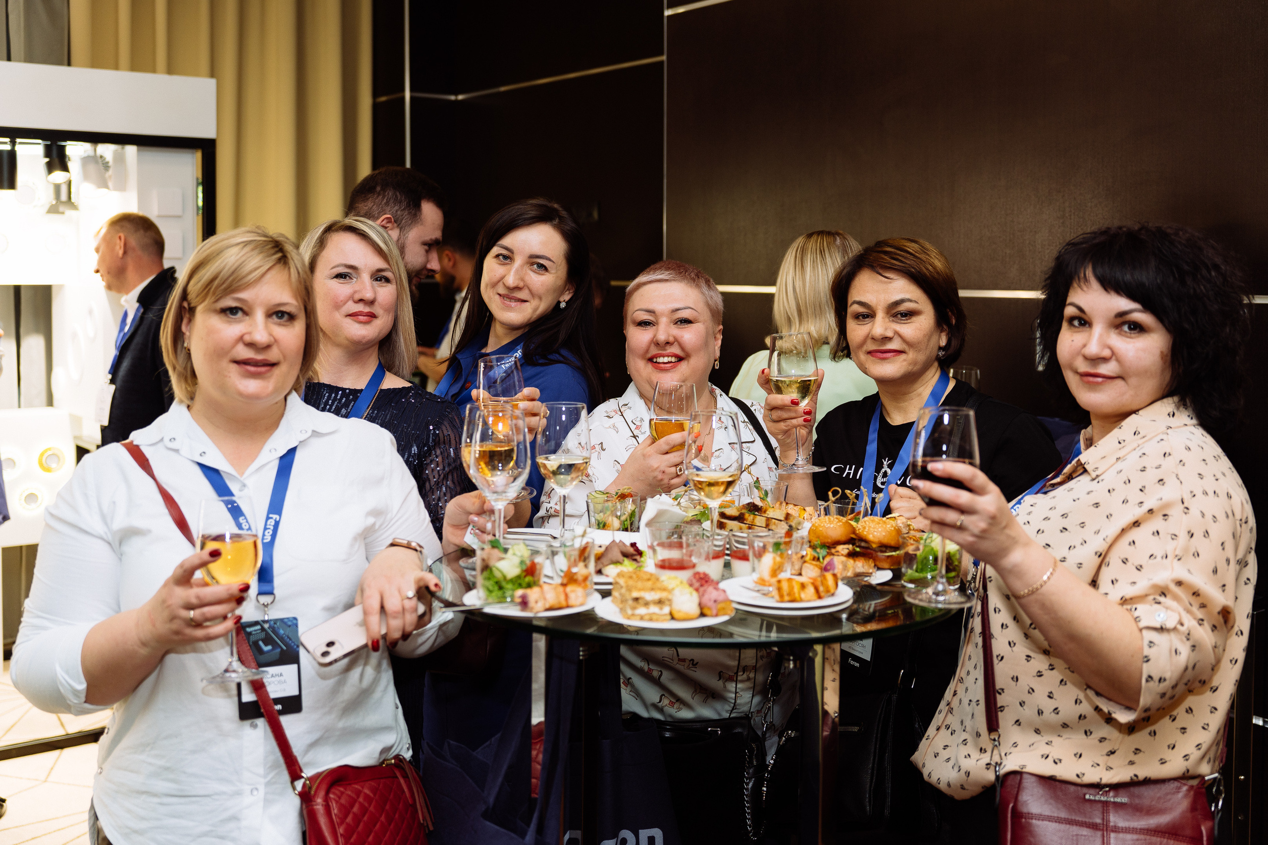 Feron конференция в Краснодаре. Видео и фото для бизнеса |Video & Foto|Ростов-на-Дону|Краснодар|Москва