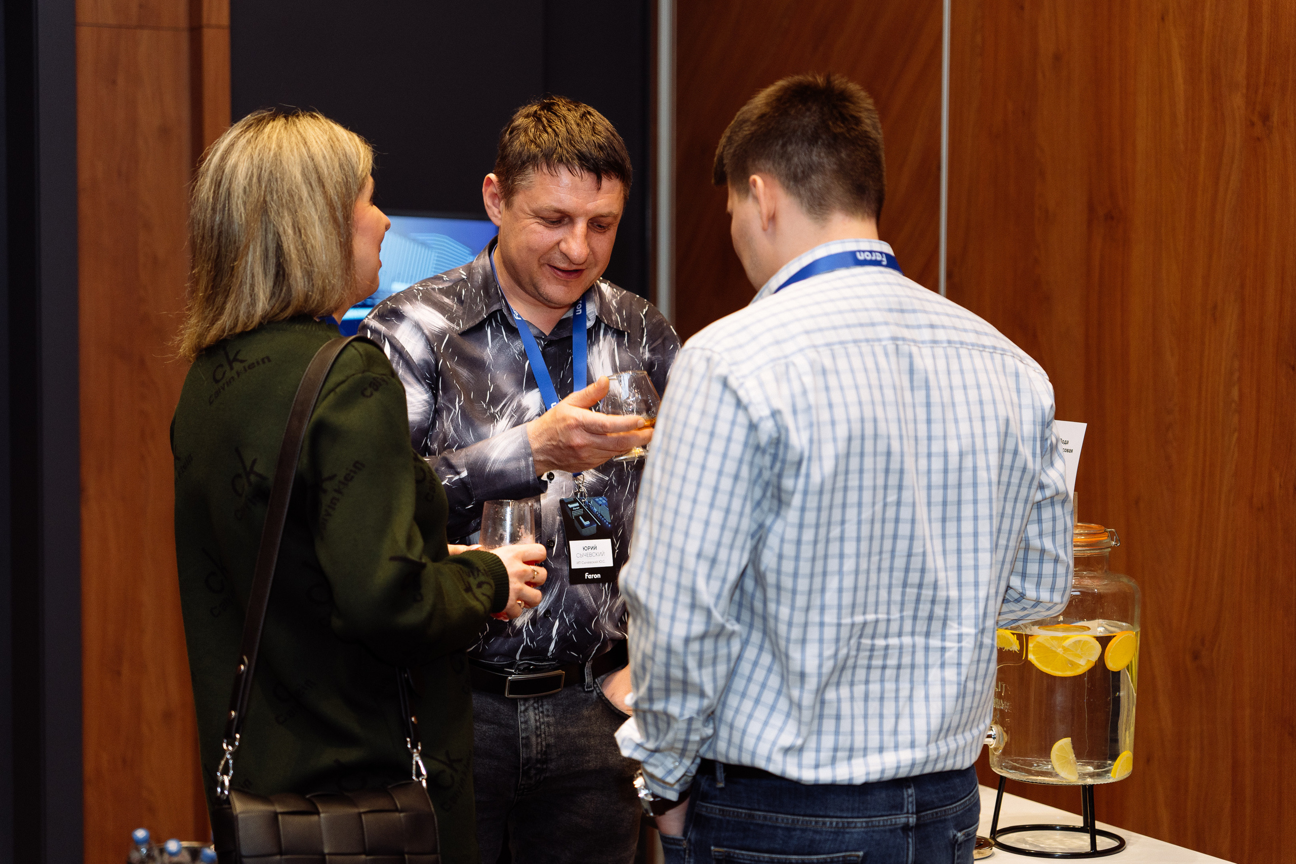 Feron конференция в Ростове-на-Дону. Видео и фото для бизнеса |Video & Foto|Ростов-на-Дону|Краснодар|Москва