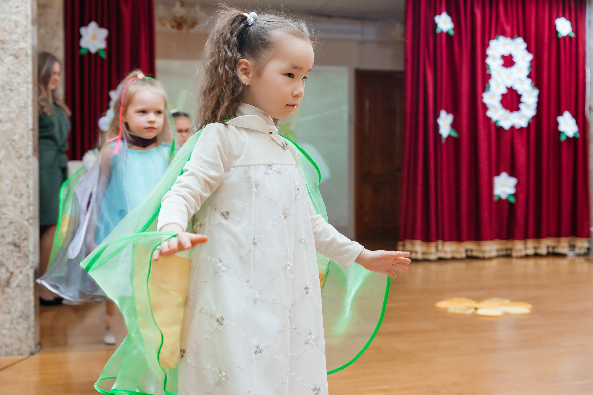 Детский сад № 93 — Утренник (10.03.2023). Свадебный и семейный фотограф Крамар Наталья
