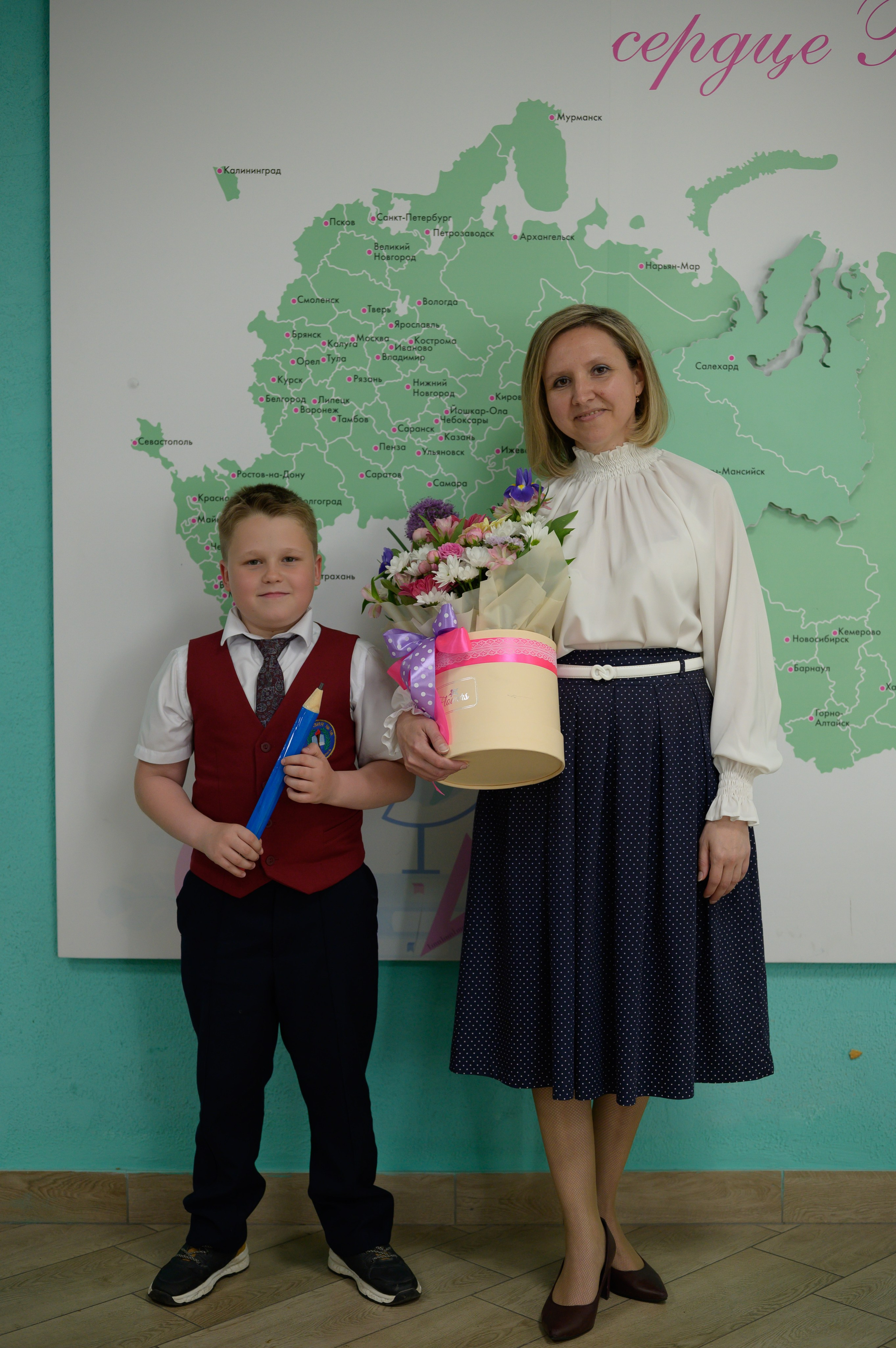 Выпускной 4Б гимназия № 16. Фотограф новорожденных, семейный детский в Тюмени Татьяна Морозова